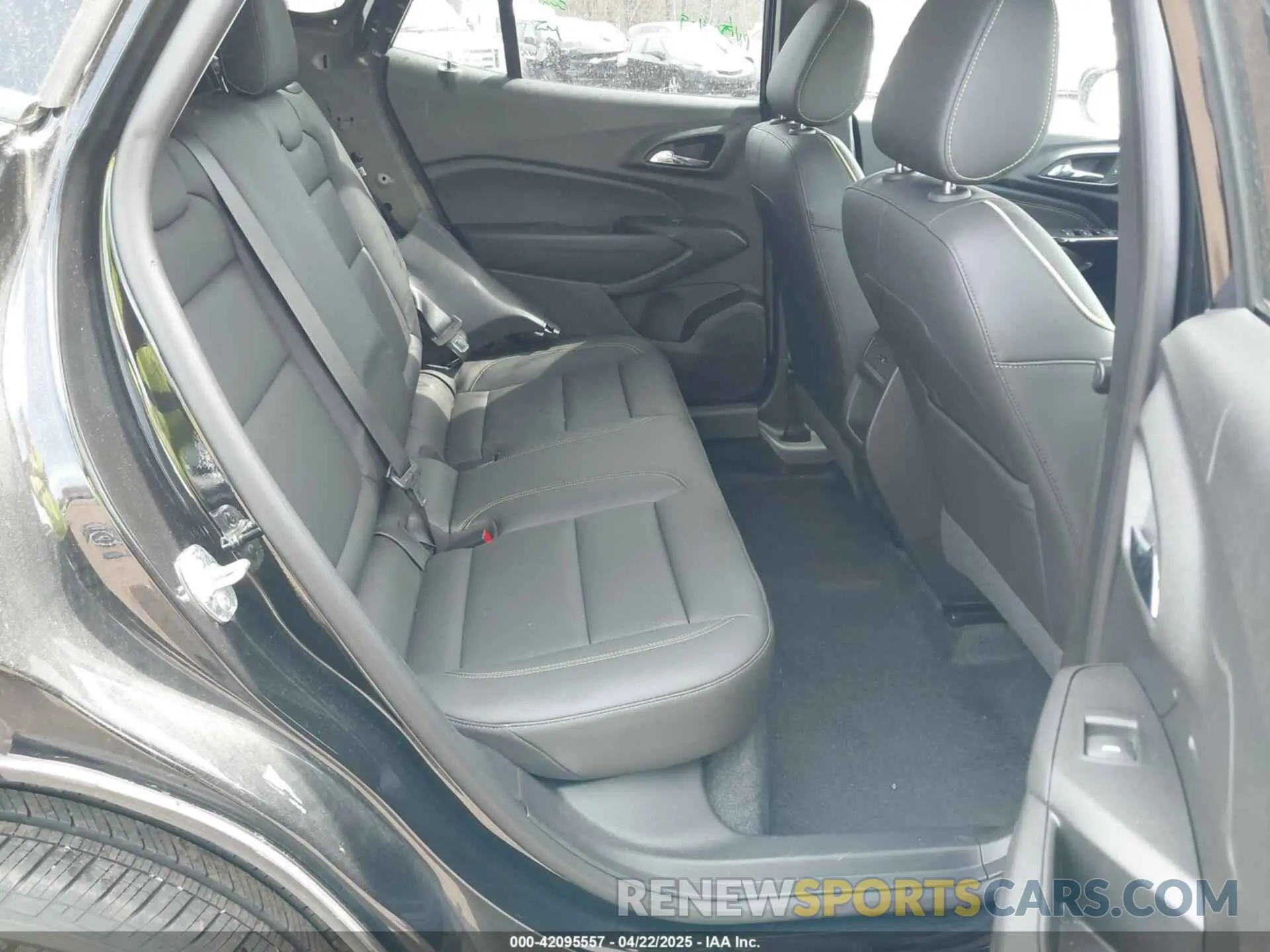 8 fotografías del automóvil dañado KL77LKE28RC152497 CHEVROLET TRAX 2024
