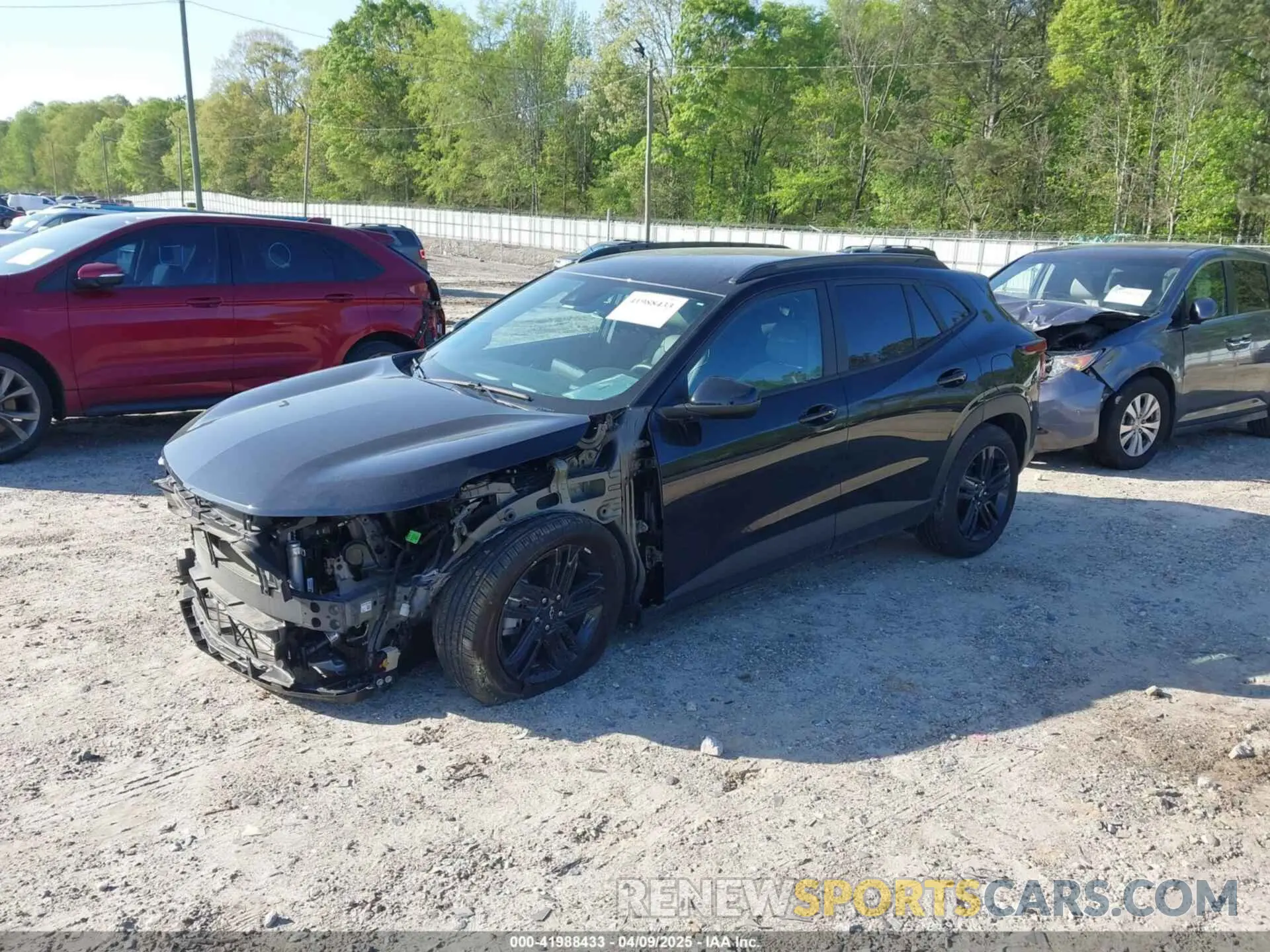 2 fotografías del automóvil dañado KL77LKE29RC100781 CHEVROLET TRAX 2024