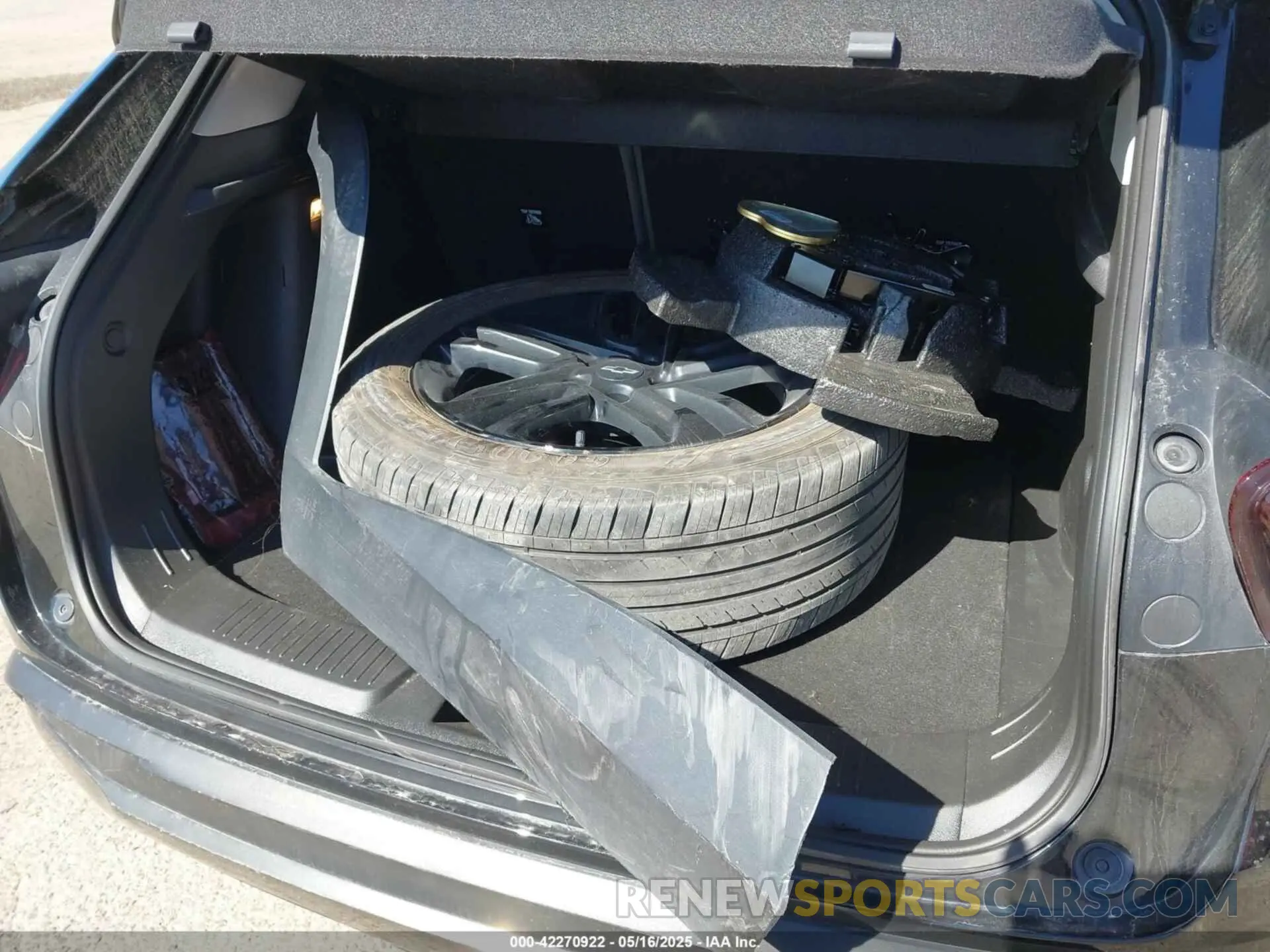 12 fotografías del automóvil dañado KL77LKE2XRC004271 CHEVROLET TRAX 2024