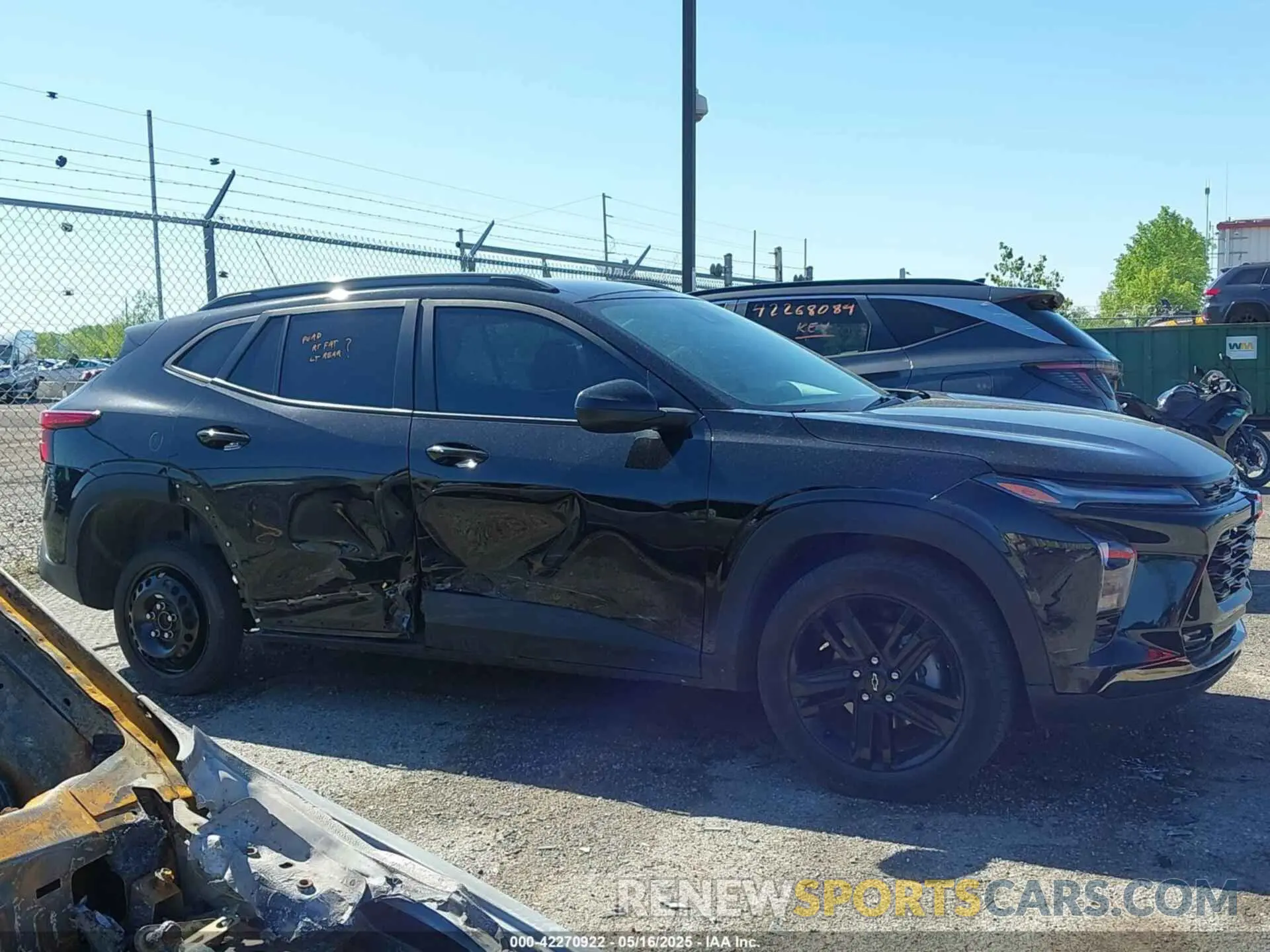 14 fotografías del automóvil dañado KL77LKE2XRC004271 CHEVROLET TRAX 2024
