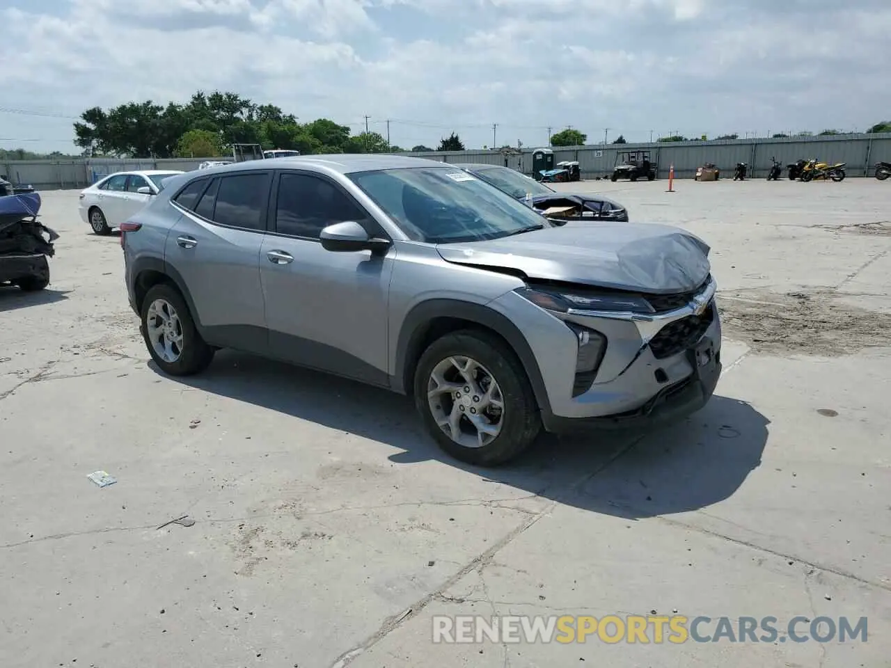 4 fotografías del automóvil dañado KL77LFEP0SC020228 CHEVROLET TRAX 2025
