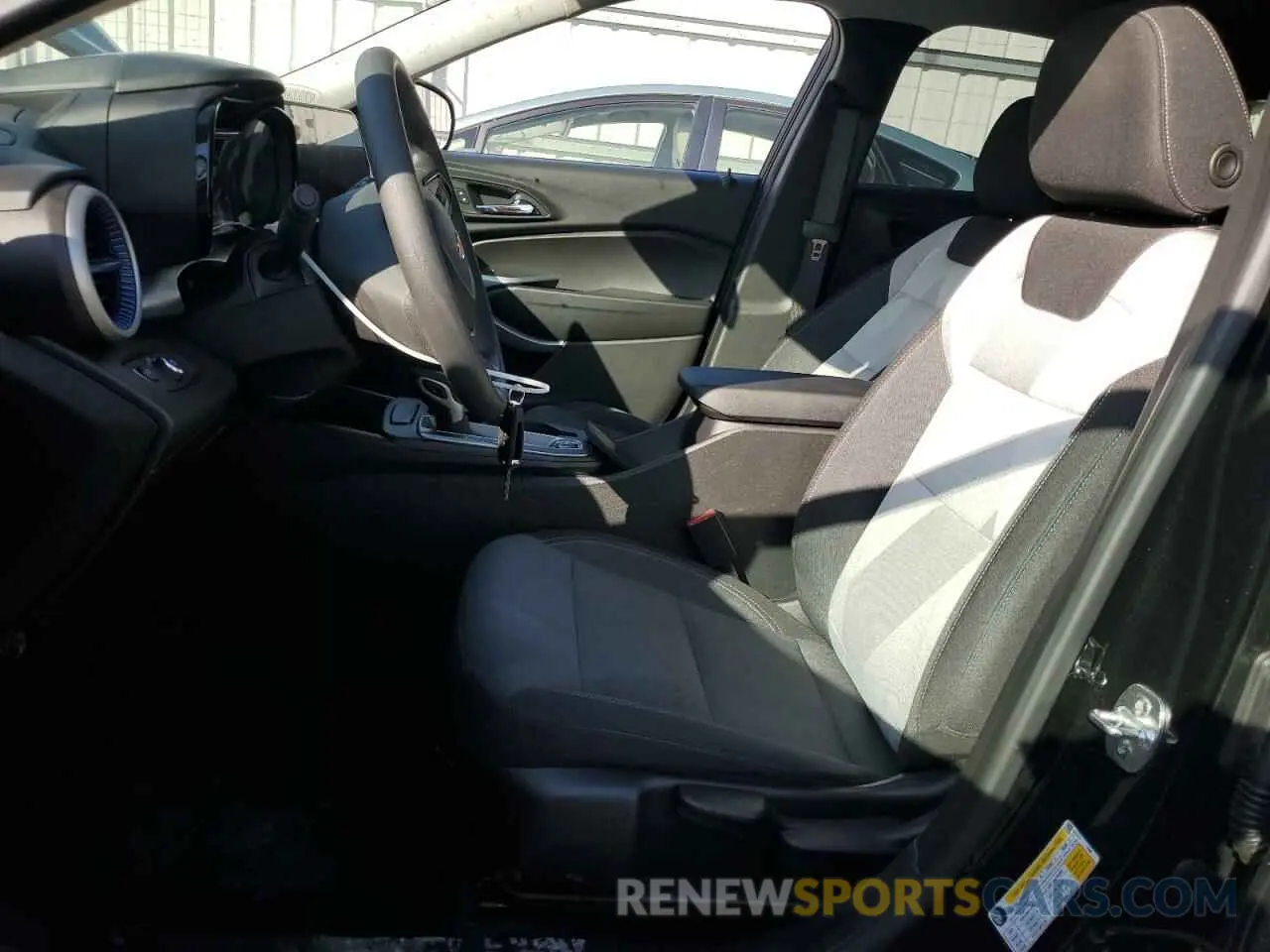 7 fotografías del automóvil dañado KL77LFEP0SC109121 CHEVROLET TRAX 2025