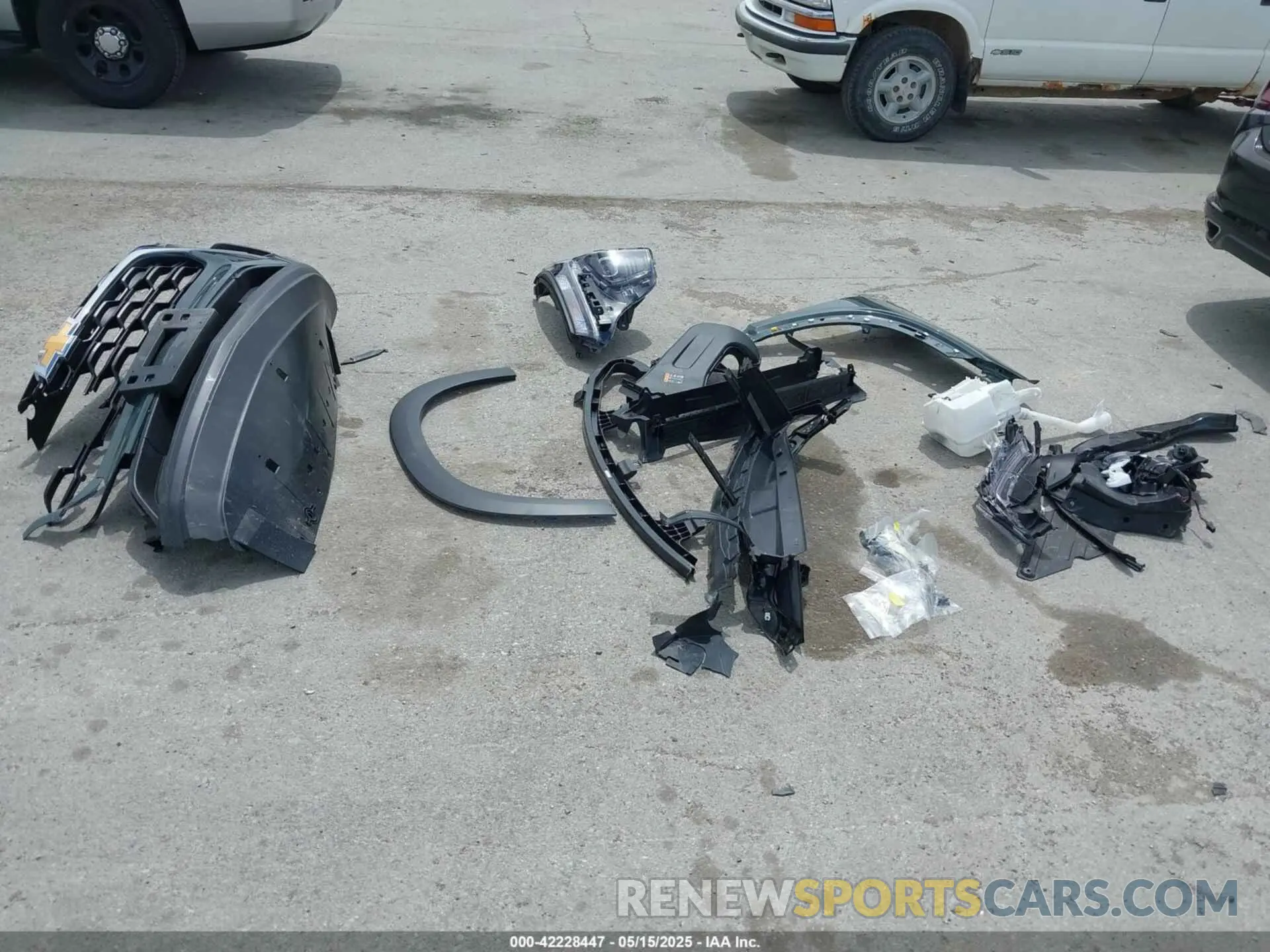 12 fotografías del automóvil dañado KL77LFEP1SC074637 CHEVROLET TRAX 2025