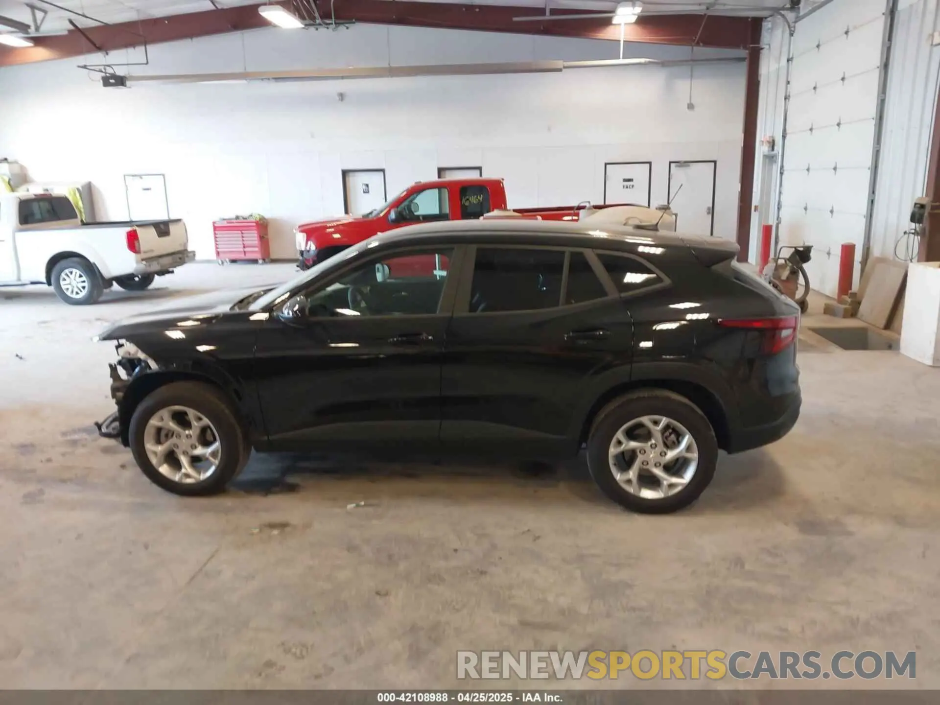 14 fotografías del automóvil dañado KL77LFEP1SC139003 CHEVROLET TRAX 2025