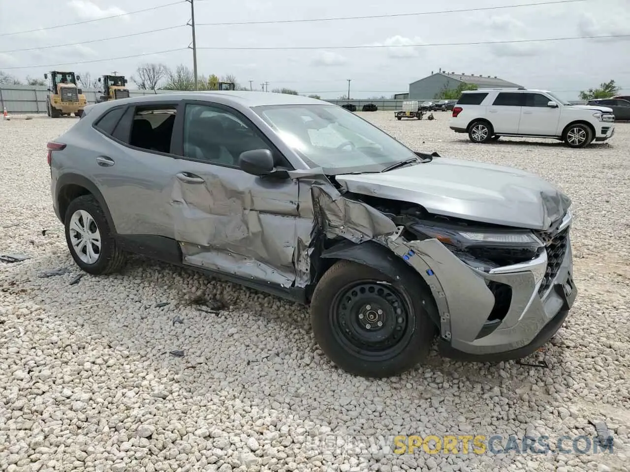 4 fotografías del automóvil dañado KL77LFEP2SC162757 CHEVROLET TRAX 2025