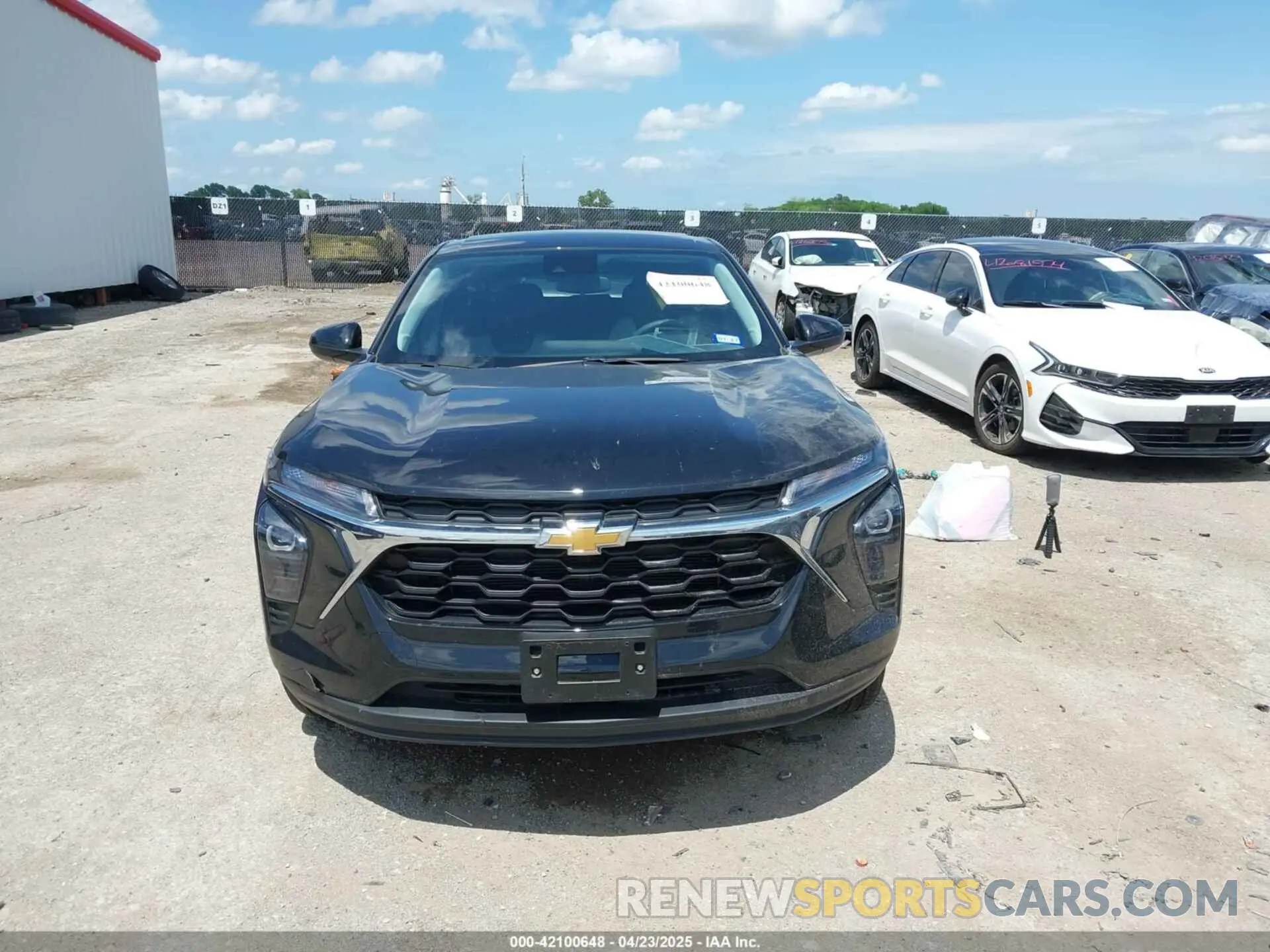 11 fotografías del automóvil dañado KL77LFEP2SC163973 CHEVROLET TRAX 2025