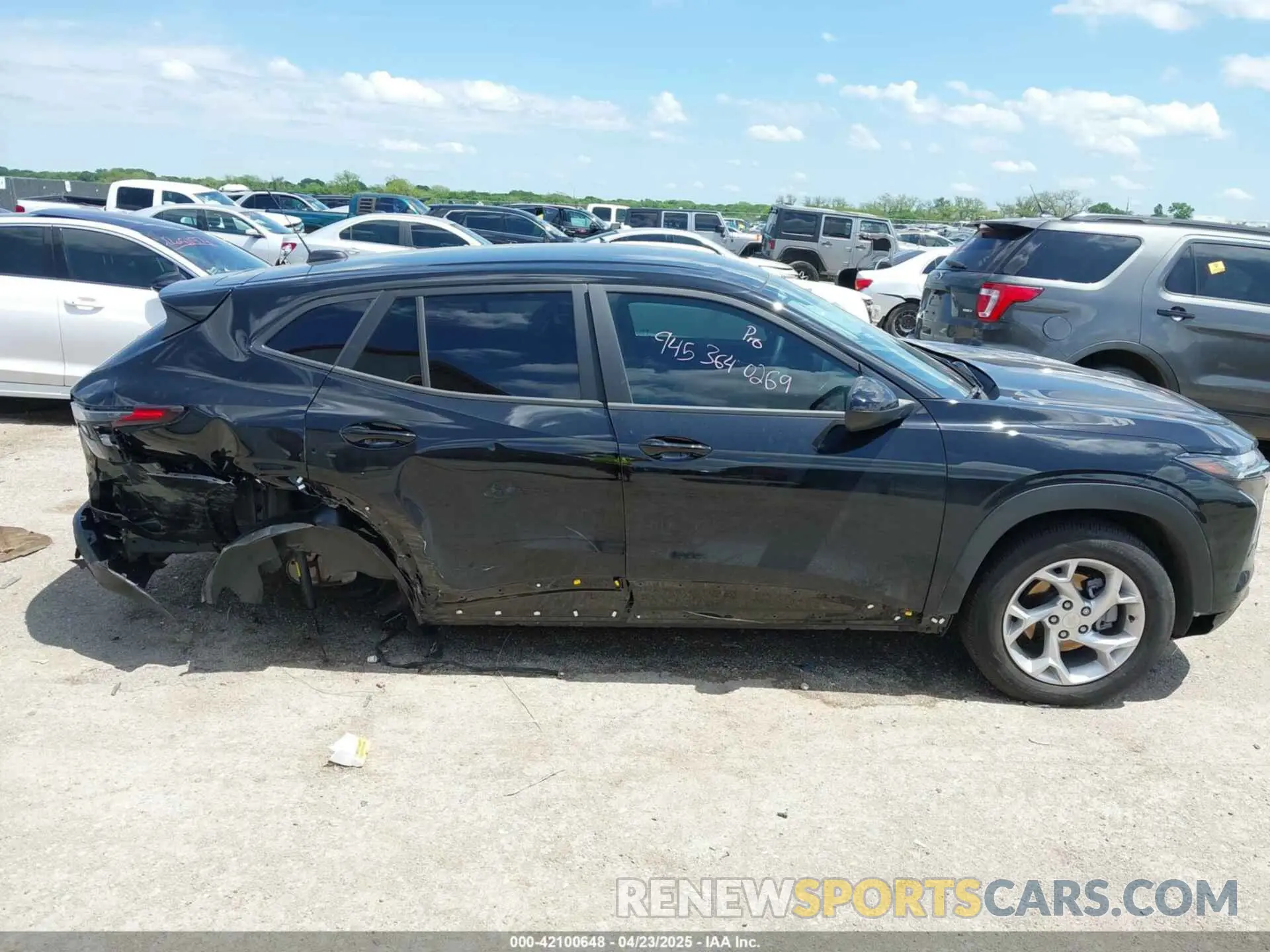 12 fotografías del automóvil dañado KL77LFEP2SC163973 CHEVROLET TRAX 2025