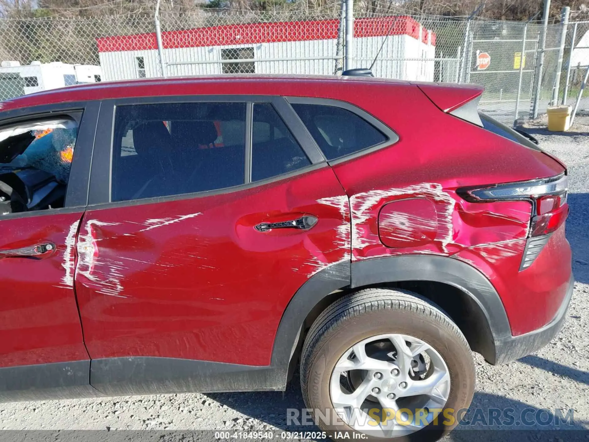 13 fotografías del automóvil dañado KL77LFEP3SC008512 CHEVROLET TRAX 2025
