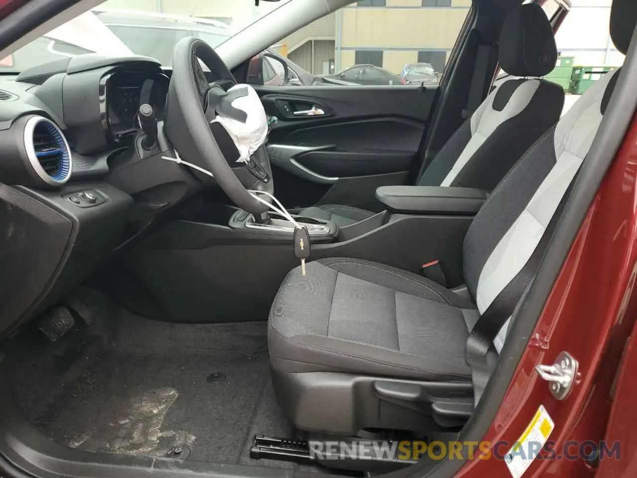 7 fotografías del automóvil dañado KL77LFEP5SC018037 CHEVROLET TRAX 2025