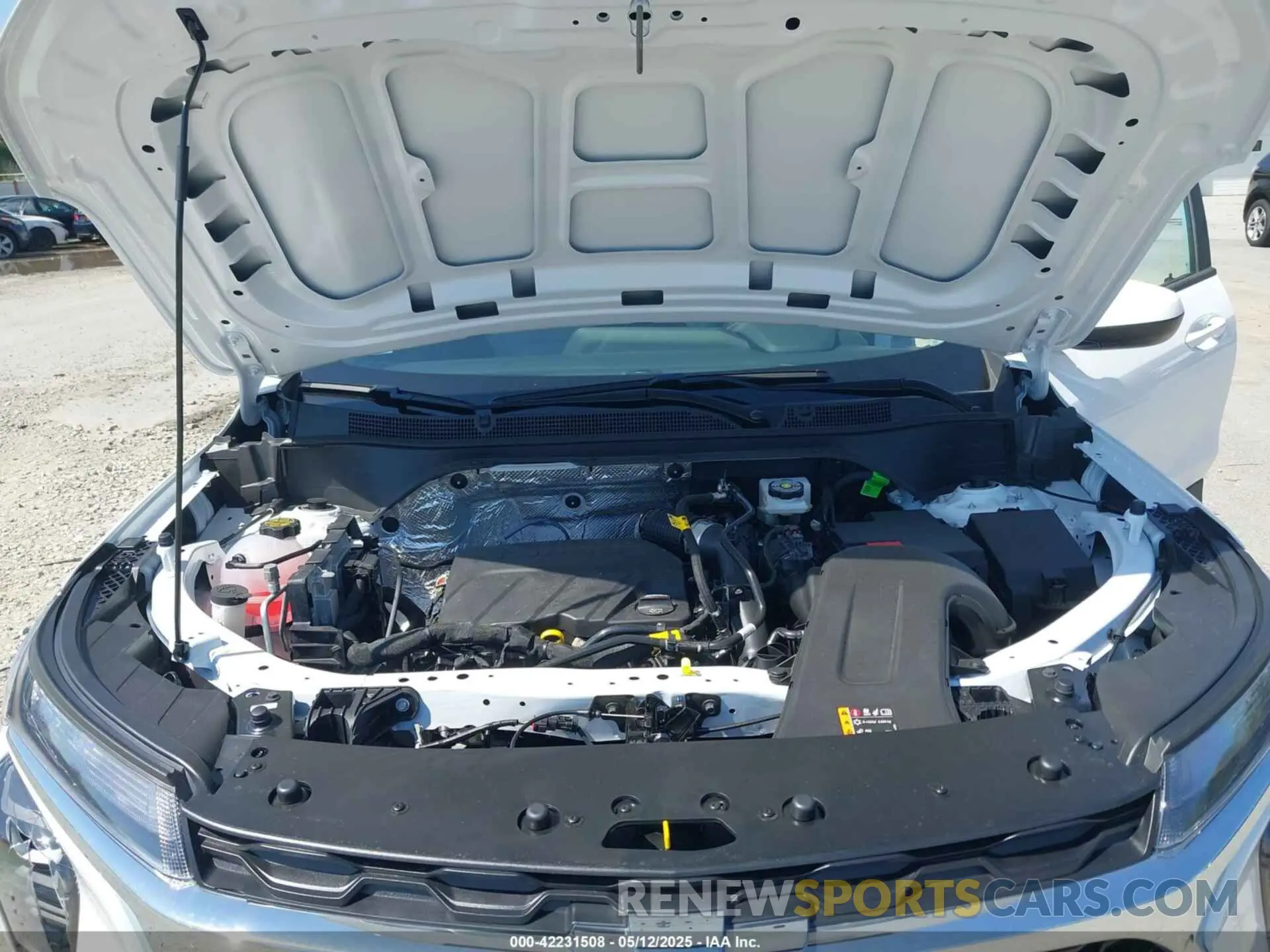 10 fotografías del automóvil dañado KL77LFEP5SC237595 CHEVROLET TRAX 2025