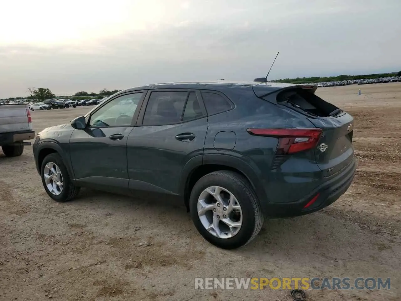 2 fotografías del automóvil dañado KL77LFEP6SC164771 CHEVROLET TRAX 2025