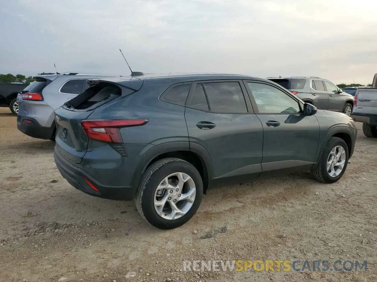 3 fotografías del automóvil dañado KL77LFEP6SC164771 CHEVROLET TRAX 2025