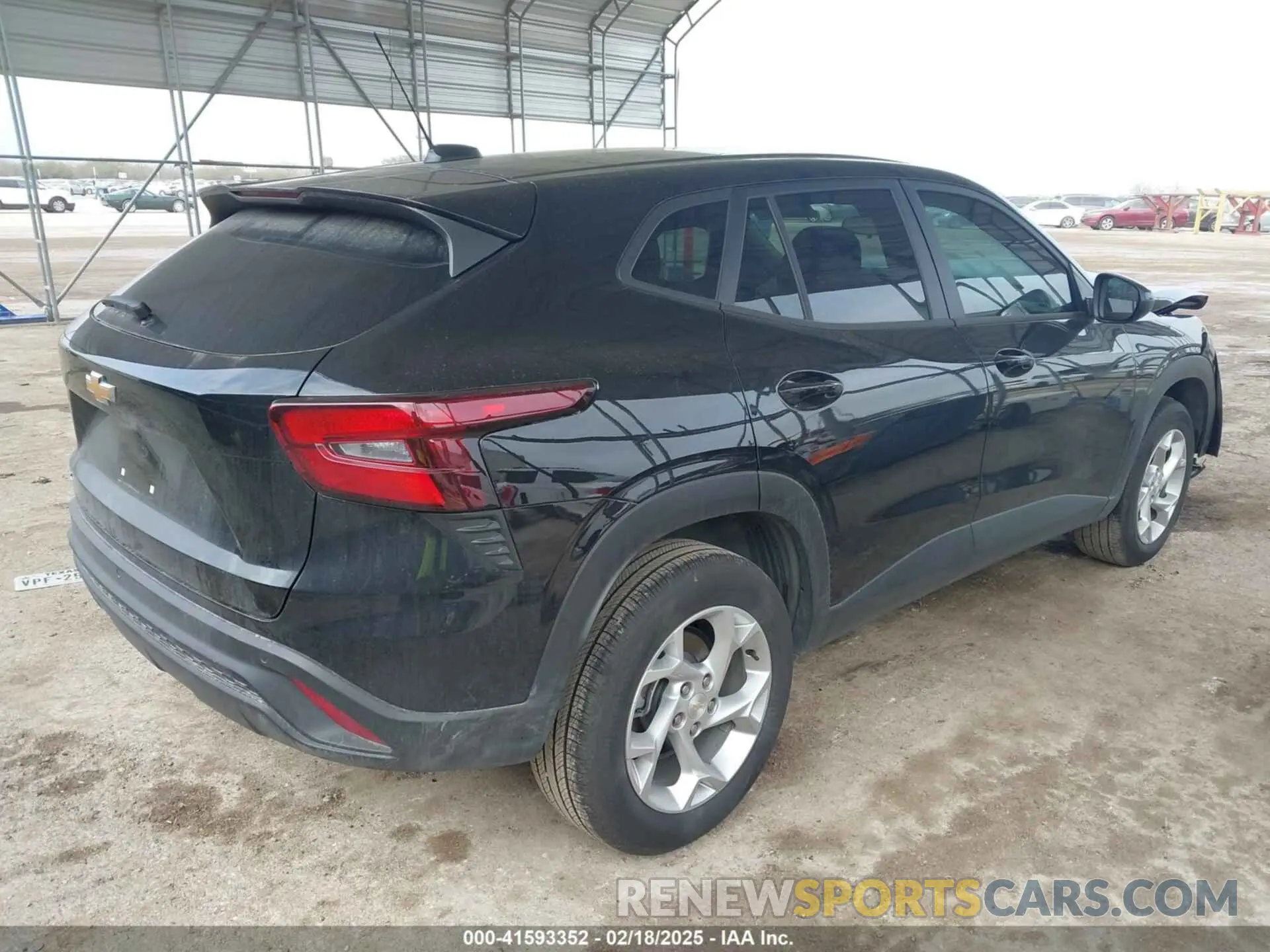 4 fotografías del automóvil dañado KL77LFEP7SC046843 CHEVROLET TRAX 2025