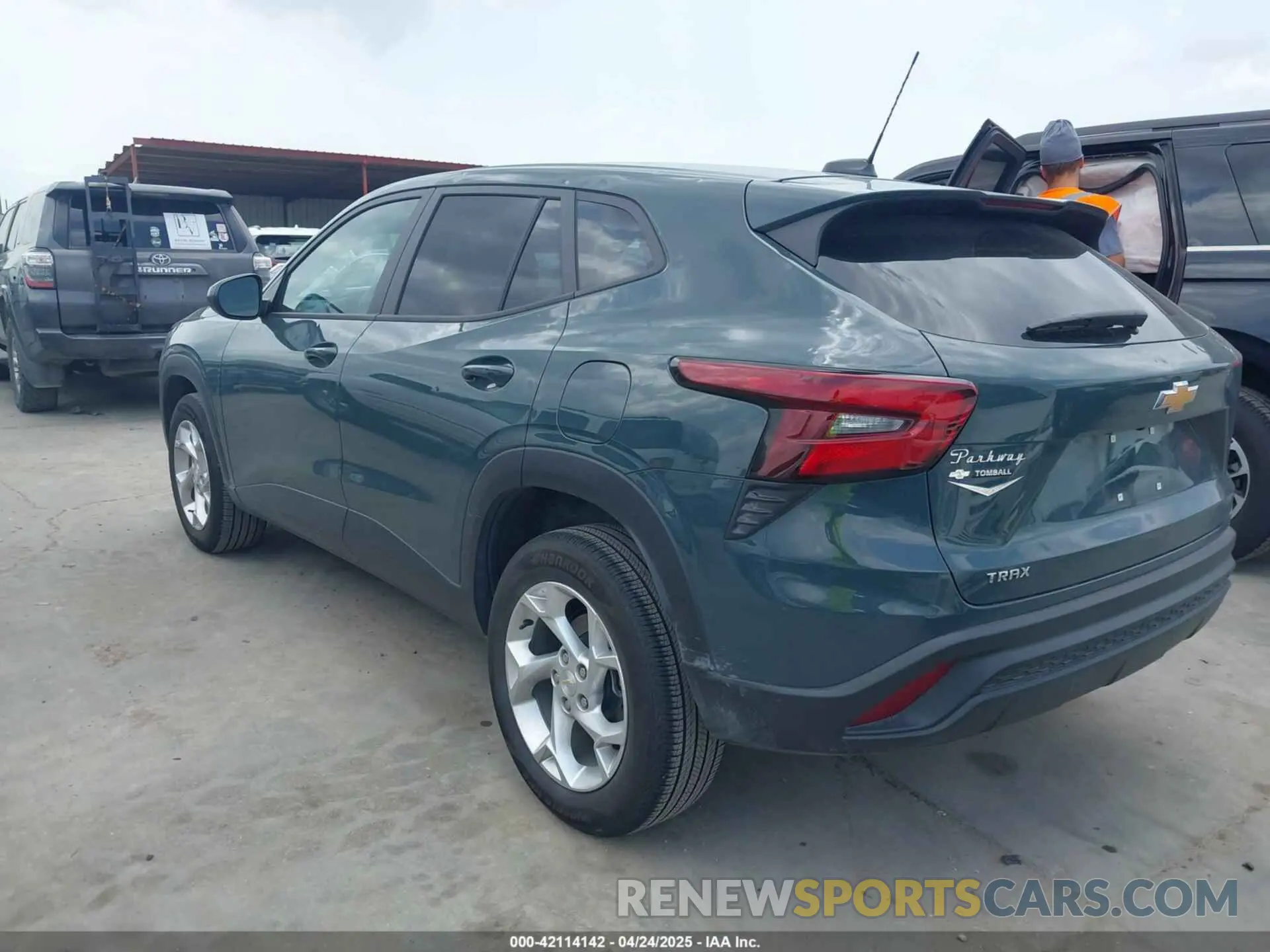 3 fotografías del automóvil dañado KL77LFEP8SC046494 CHEVROLET TRAX 2025