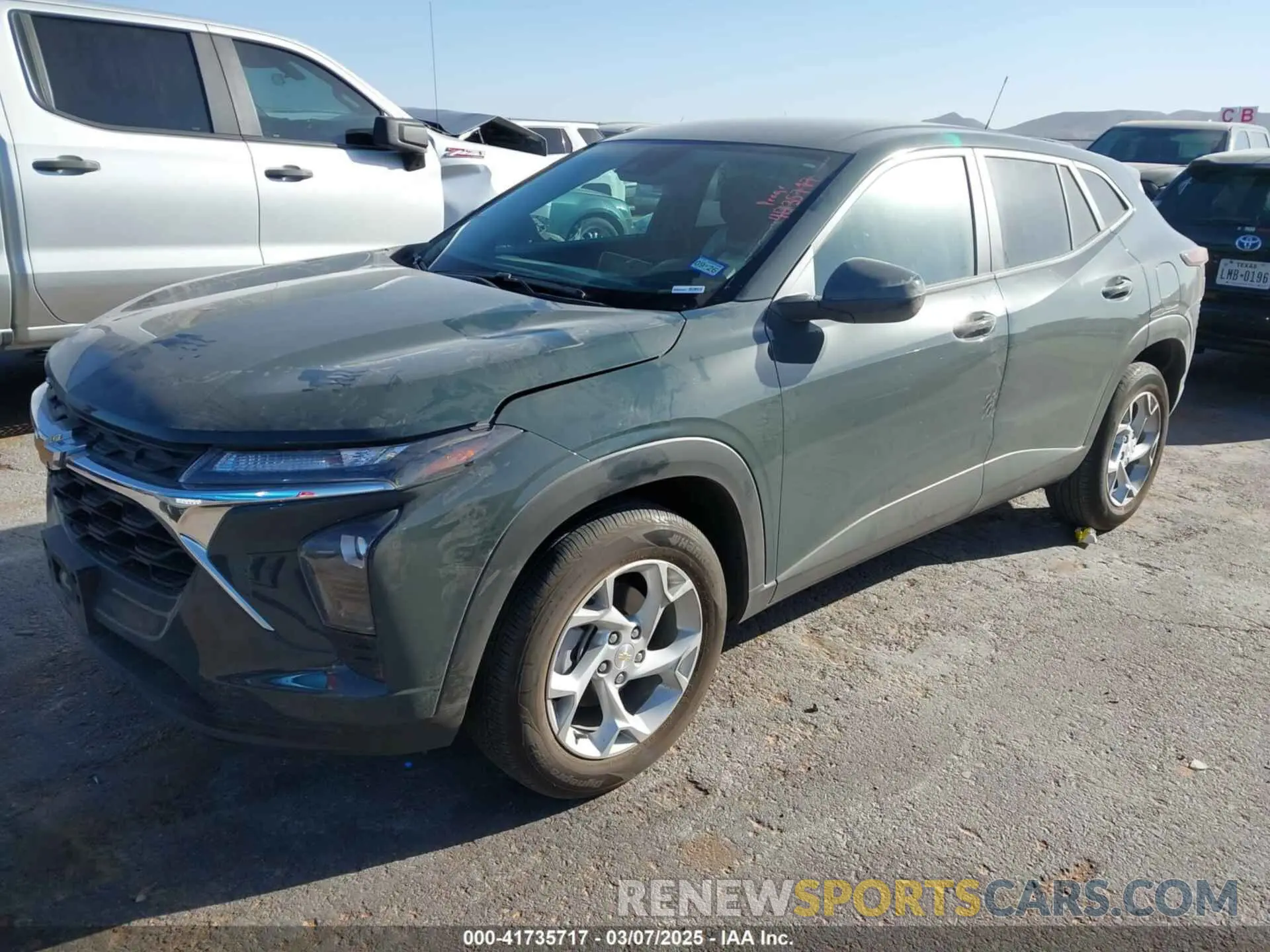 2 fotografías del automóvil dañado KL77LFEP8SC066146 CHEVROLET TRAX 2025