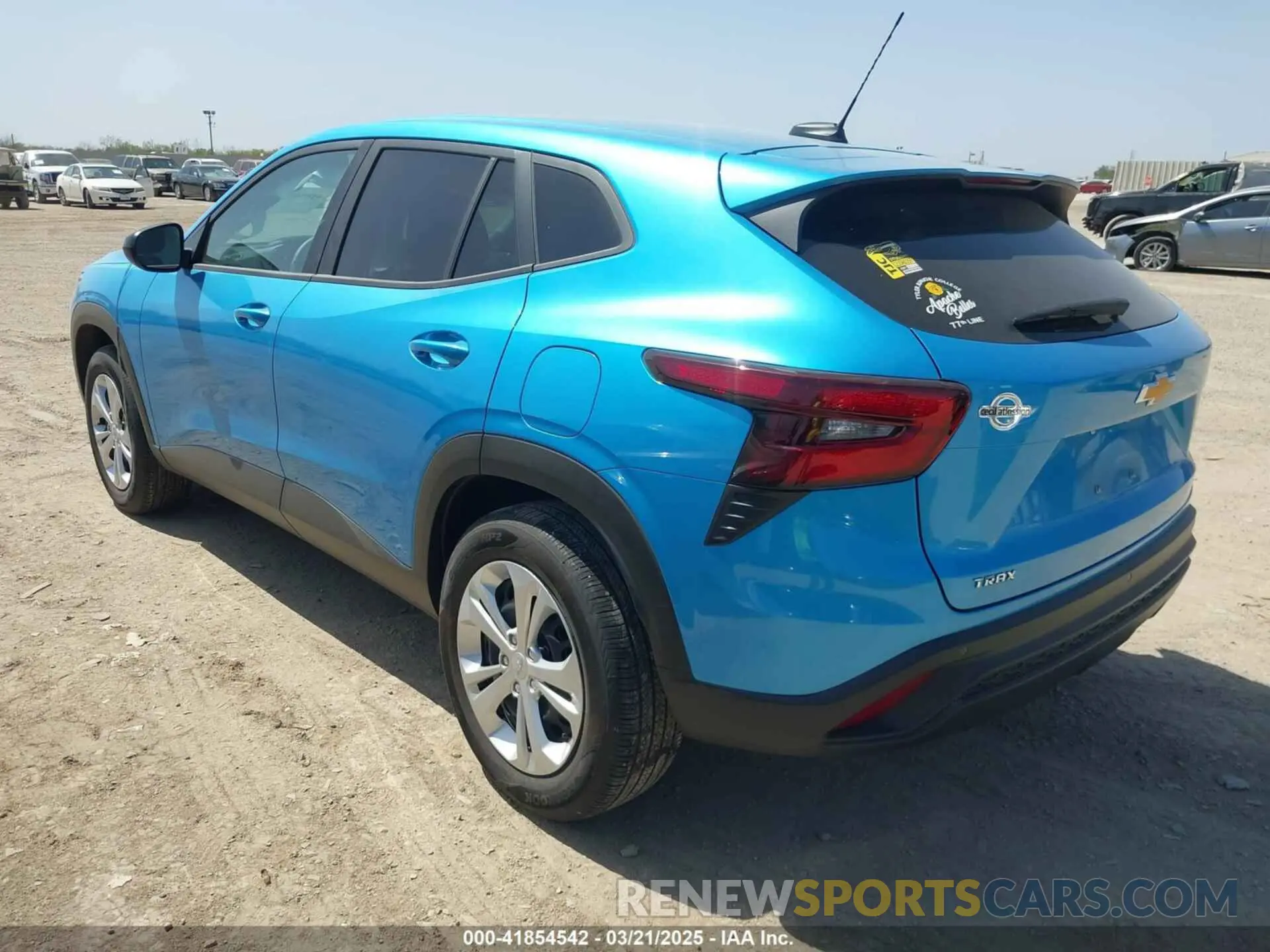 3 fotografías del automóvil dañado KL77LFEP9SC079181 CHEVROLET TRAX 2025