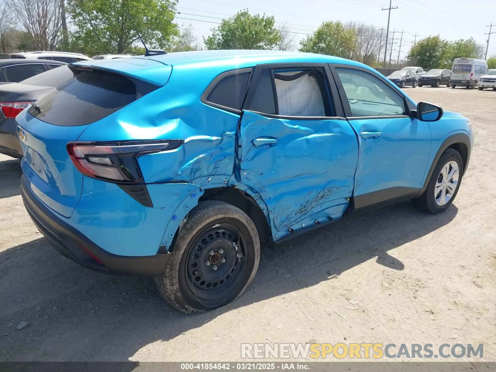 4 fotografías del automóvil dañado KL77LFEP9SC079181 CHEVROLET TRAX 2025