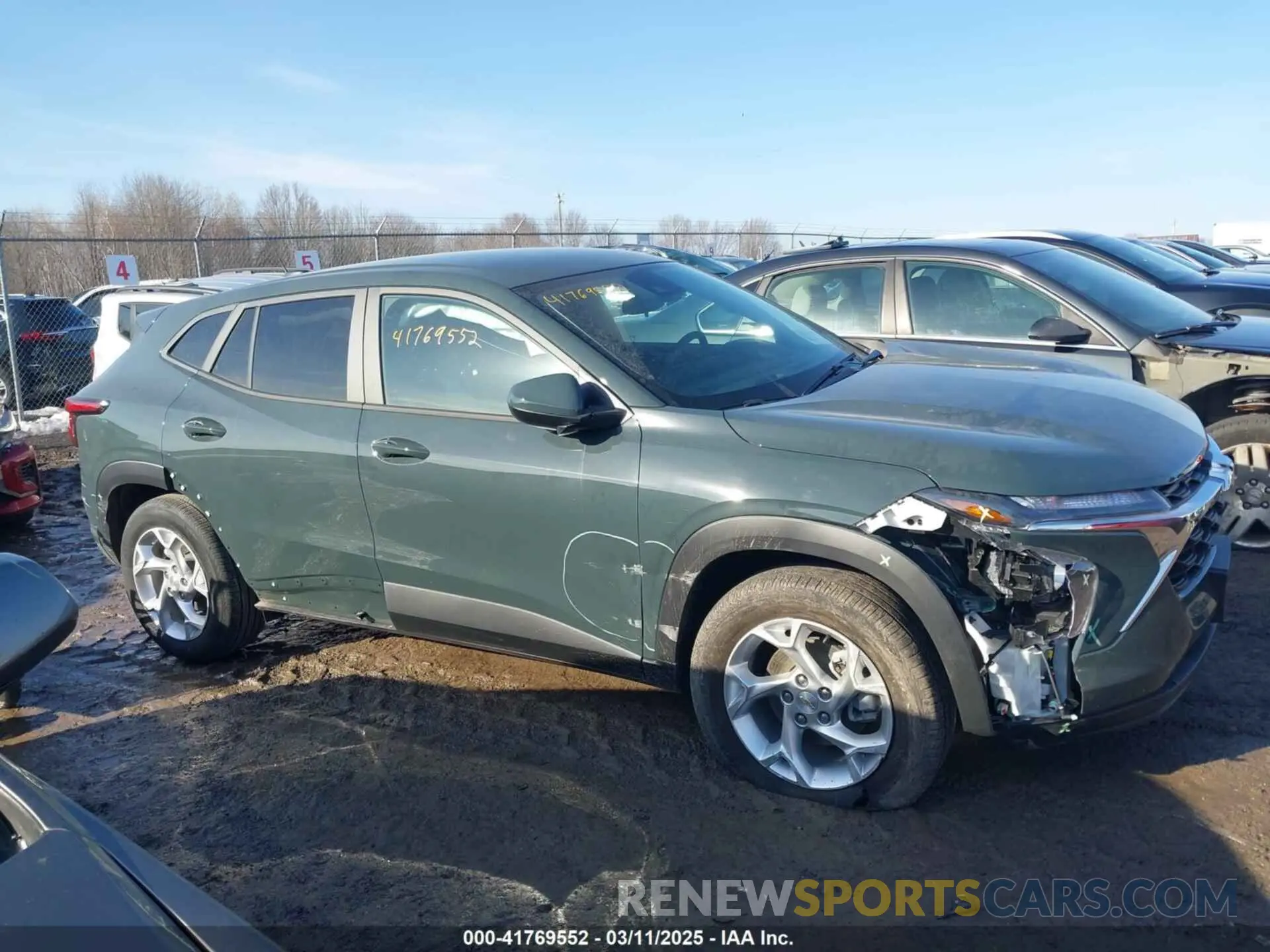 13 fotografías del automóvil dañado KL77LFEP9SC181886 CHEVROLET TRAX 2025
