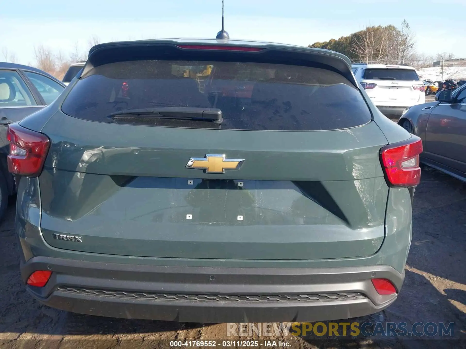 16 fotografías del automóvil dañado KL77LFEP9SC181886 CHEVROLET TRAX 2025