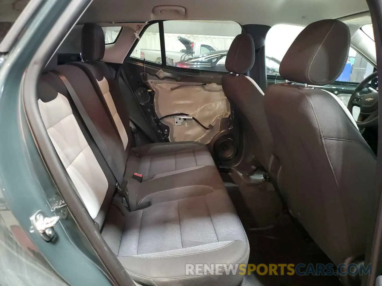 10 fotografías del automóvil dañado KL77LFEPXSC088326 CHEVROLET TRAX 2025