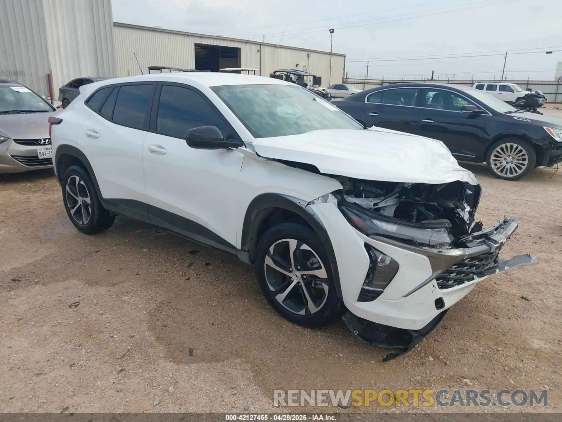 1 fotografías del automóvil dañado KL77LGEP1SC007414 CHEVROLET TRAX 2025