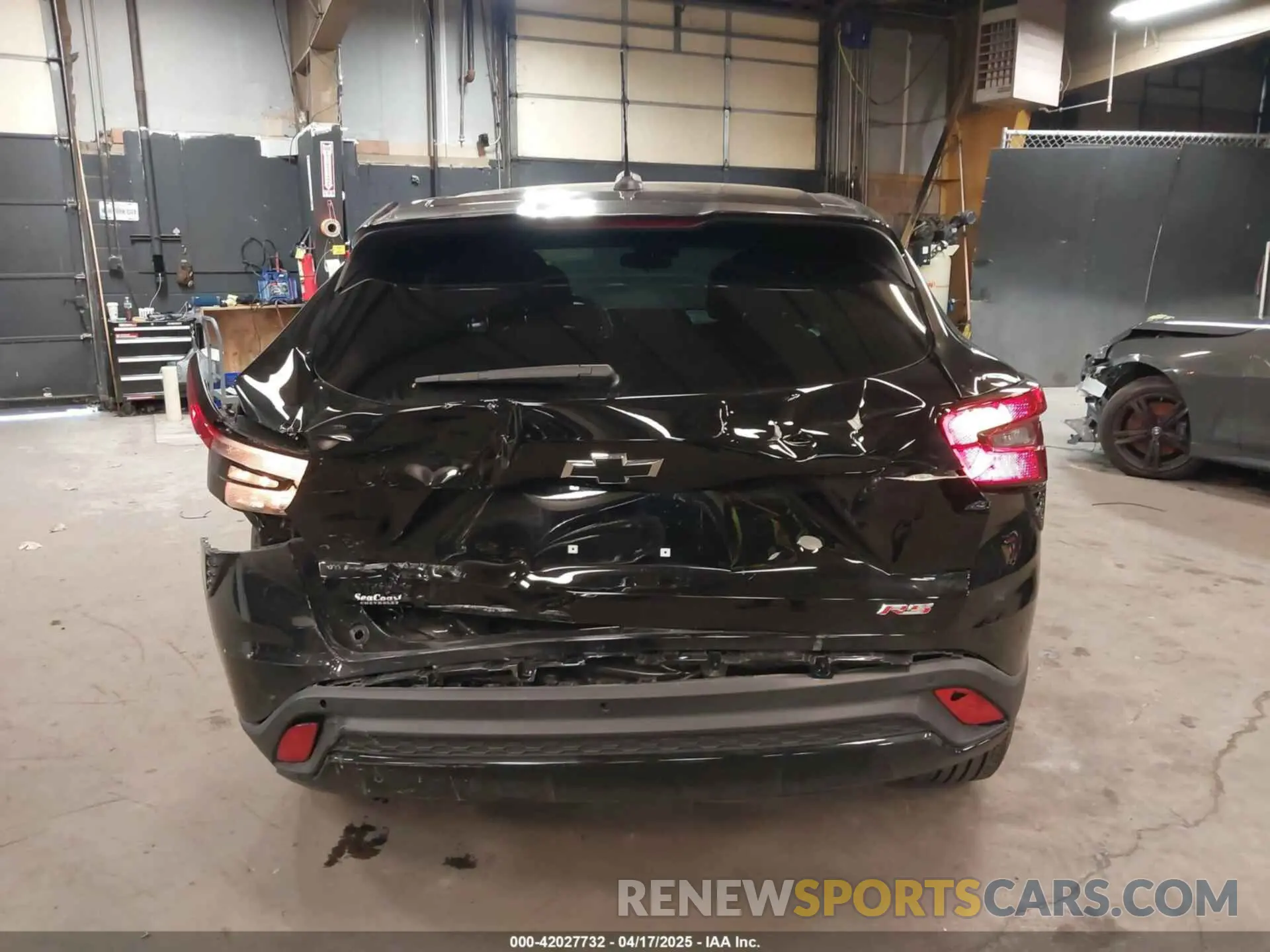 16 fotografías del automóvil dañado KL77LGEP3SC049339 CHEVROLET TRAX 2025