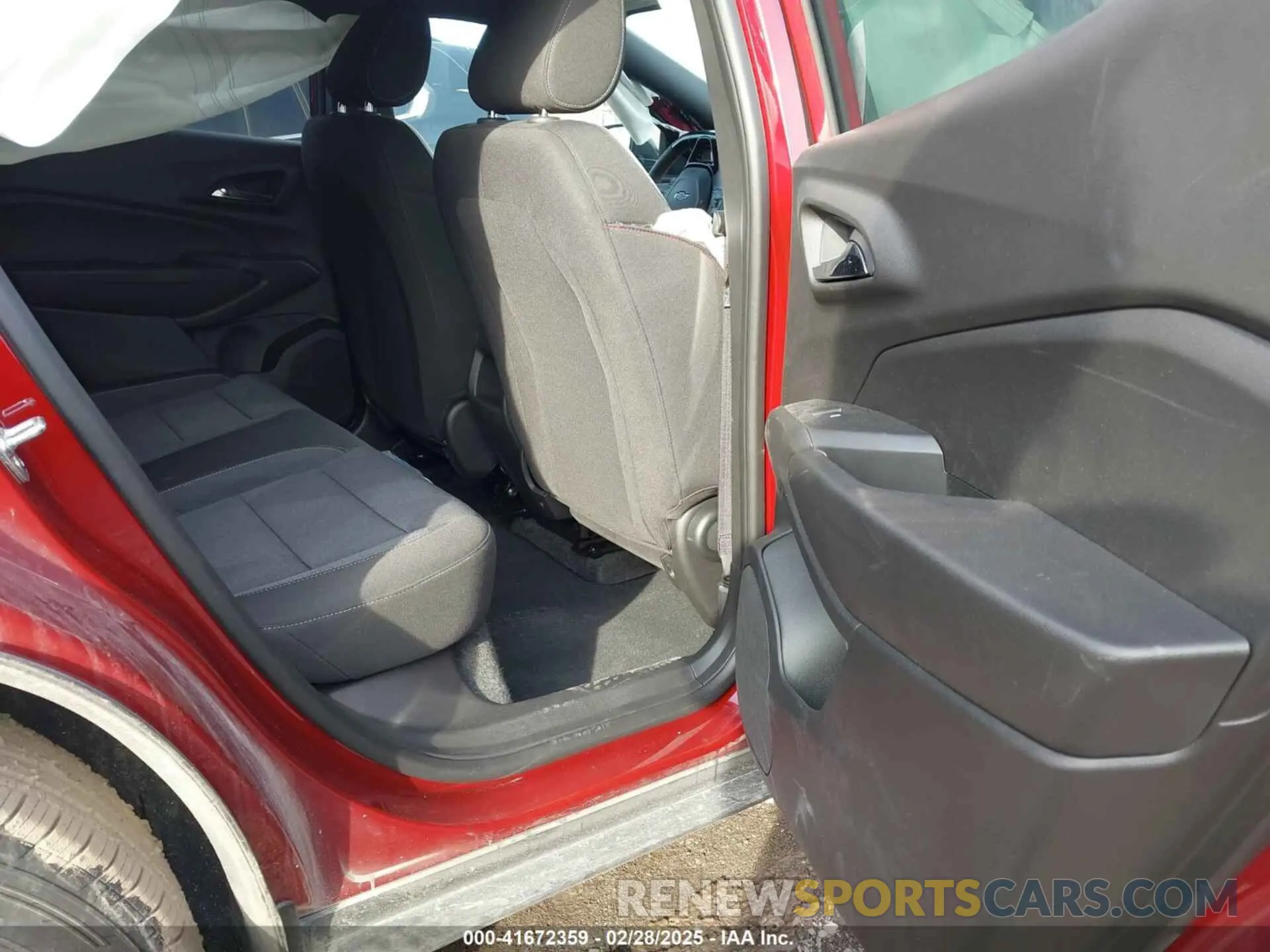 8 fotografías del automóvil dañado KL77LGEP5SC121741 CHEVROLET TRAX 2025