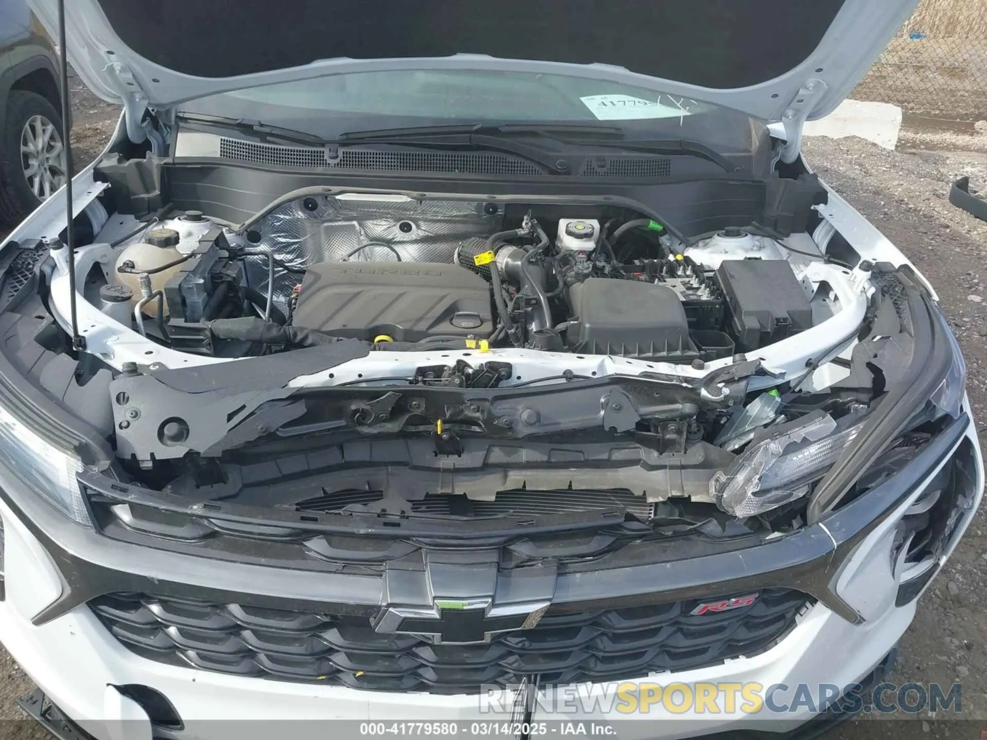 10 fotografías del automóvil dañado KL77LGEP8SC043648 CHEVROLET TRAX 2025
