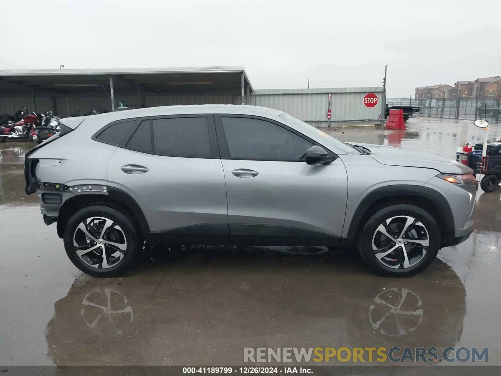 14 fotografías del automóvil dañado KL77LGEP9SC033601 CHEVROLET TRAX 2025