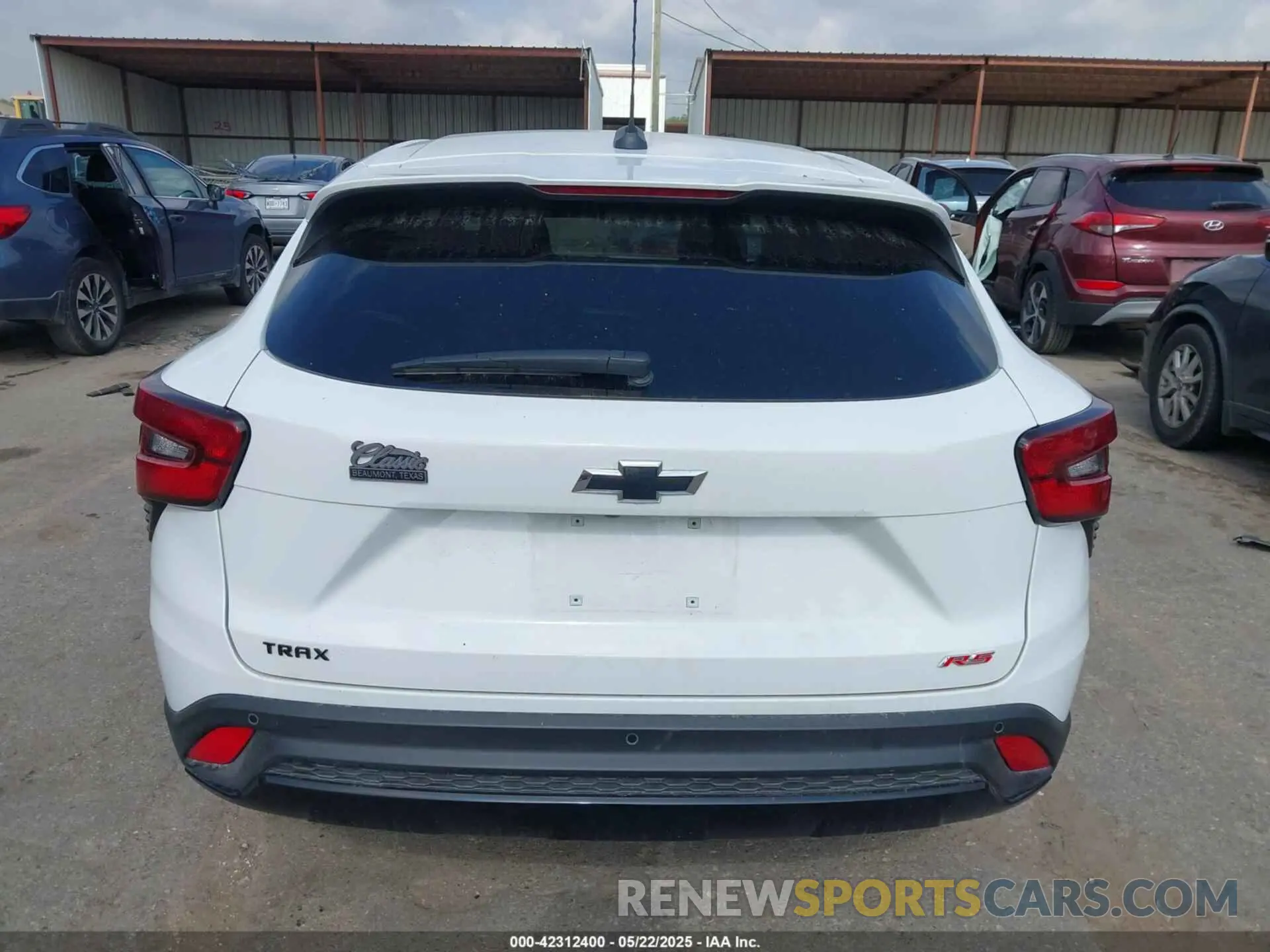 16 fotografías del automóvil dañado KL77LGEP9SC107776 CHEVROLET TRAX 2025