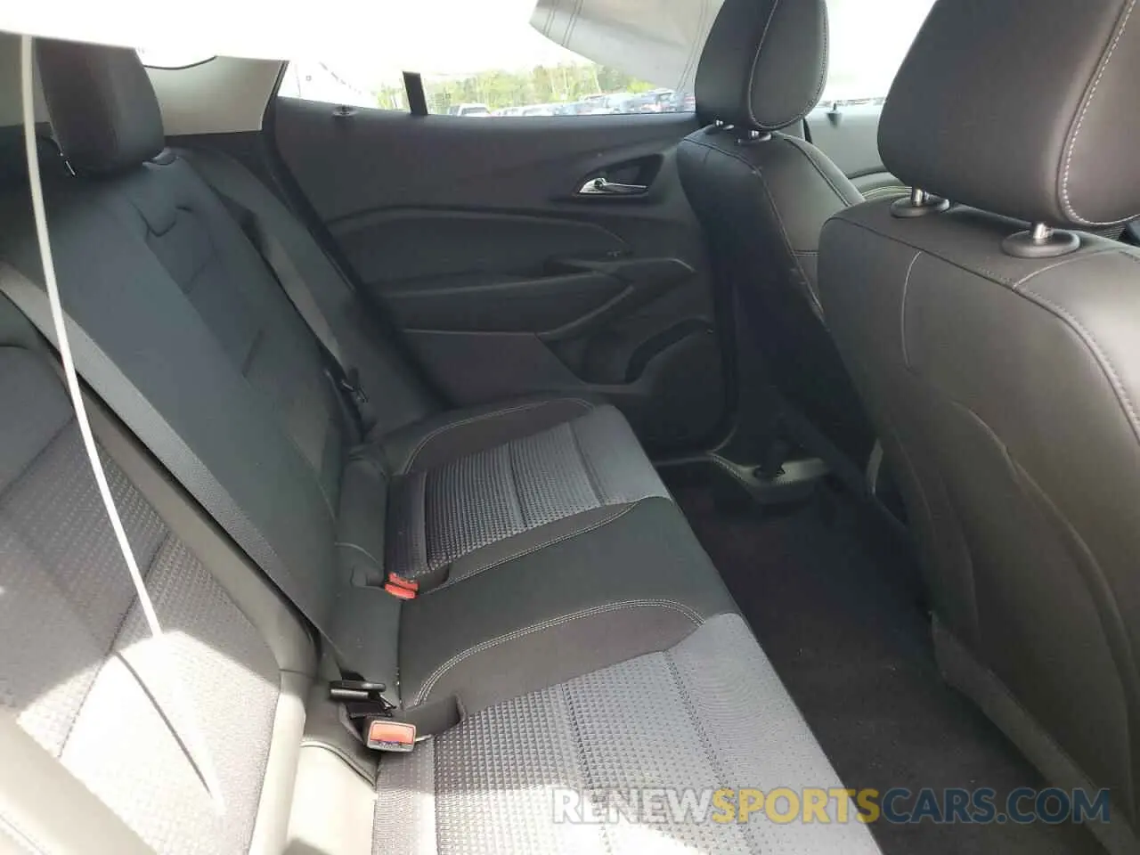 11 fotografías del automóvil dañado KL77LHE25SC164969 CHEVROLET TRAX 2025