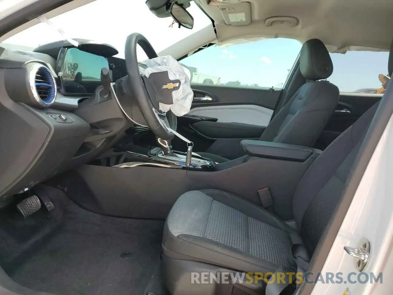 7 fotografías del automóvil dañado KL77LHEP0SC073605 CHEVROLET TRAX 2025
