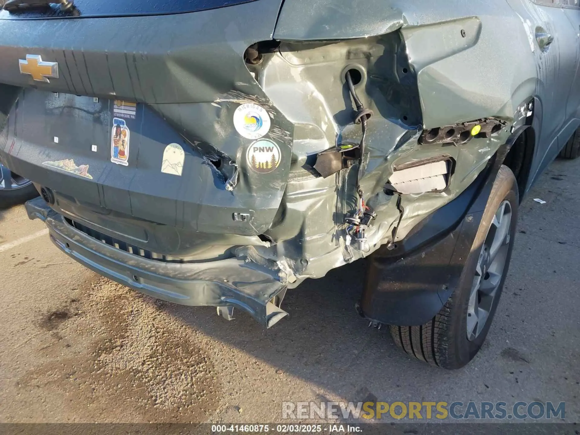 18 fotografías del automóvil dañado KL77LHEP0SC103136 CHEVROLET TRAX 2025