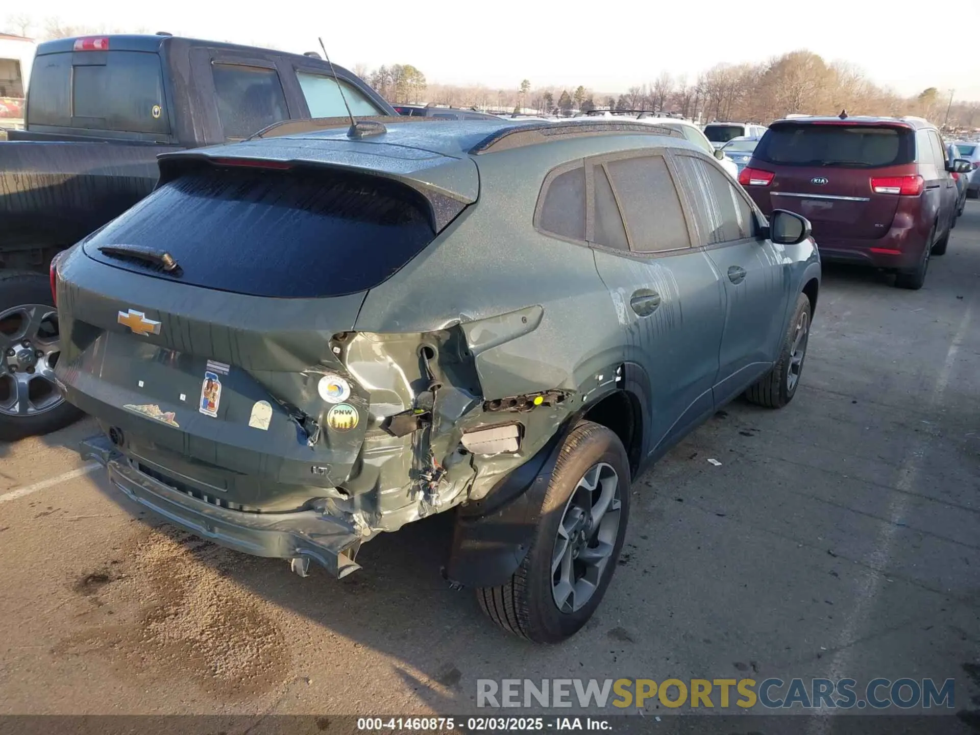 4 fotografías del automóvil dañado KL77LHEP0SC103136 CHEVROLET TRAX 2025