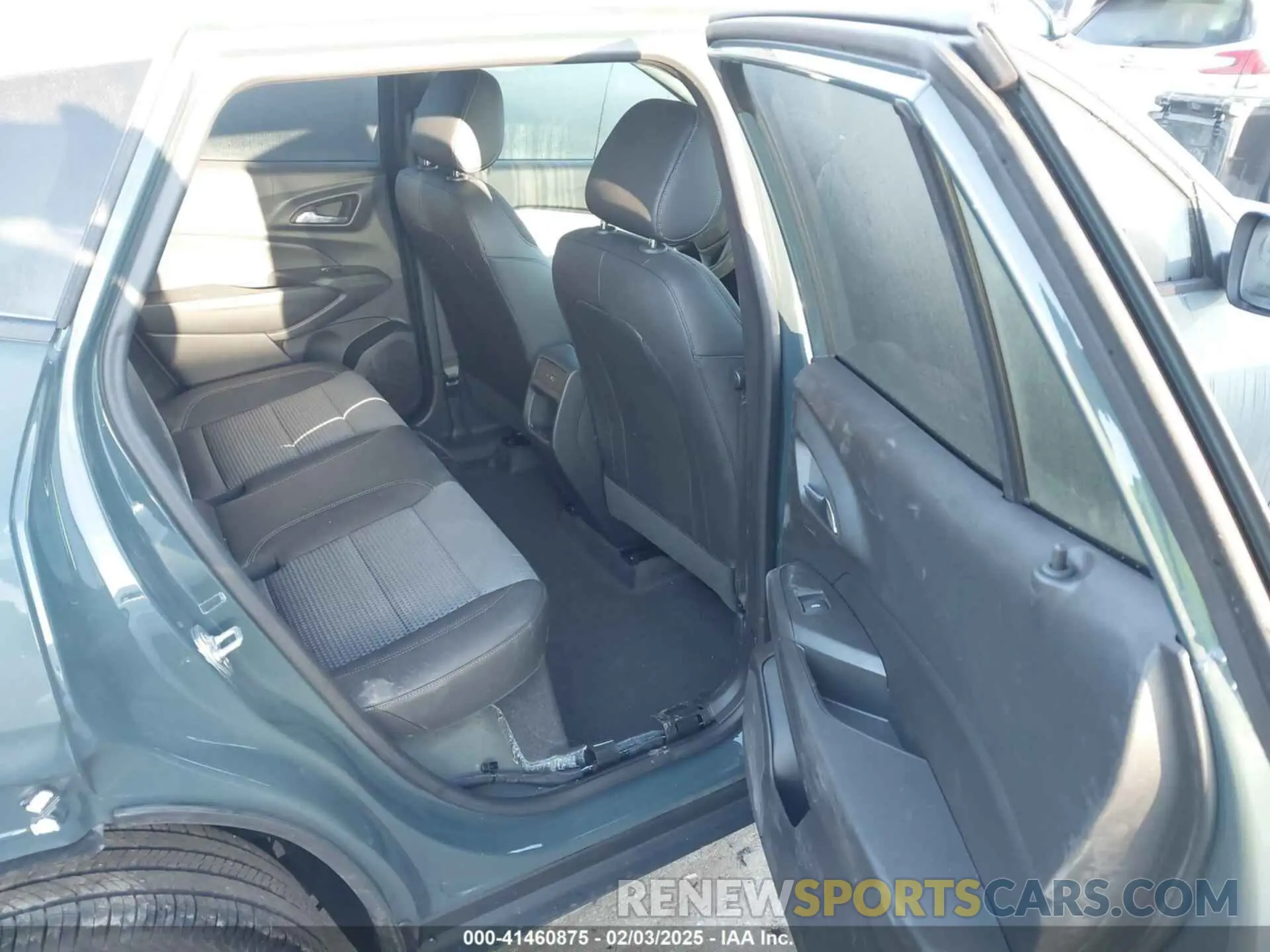 8 fotografías del automóvil dañado KL77LHEP0SC103136 CHEVROLET TRAX 2025