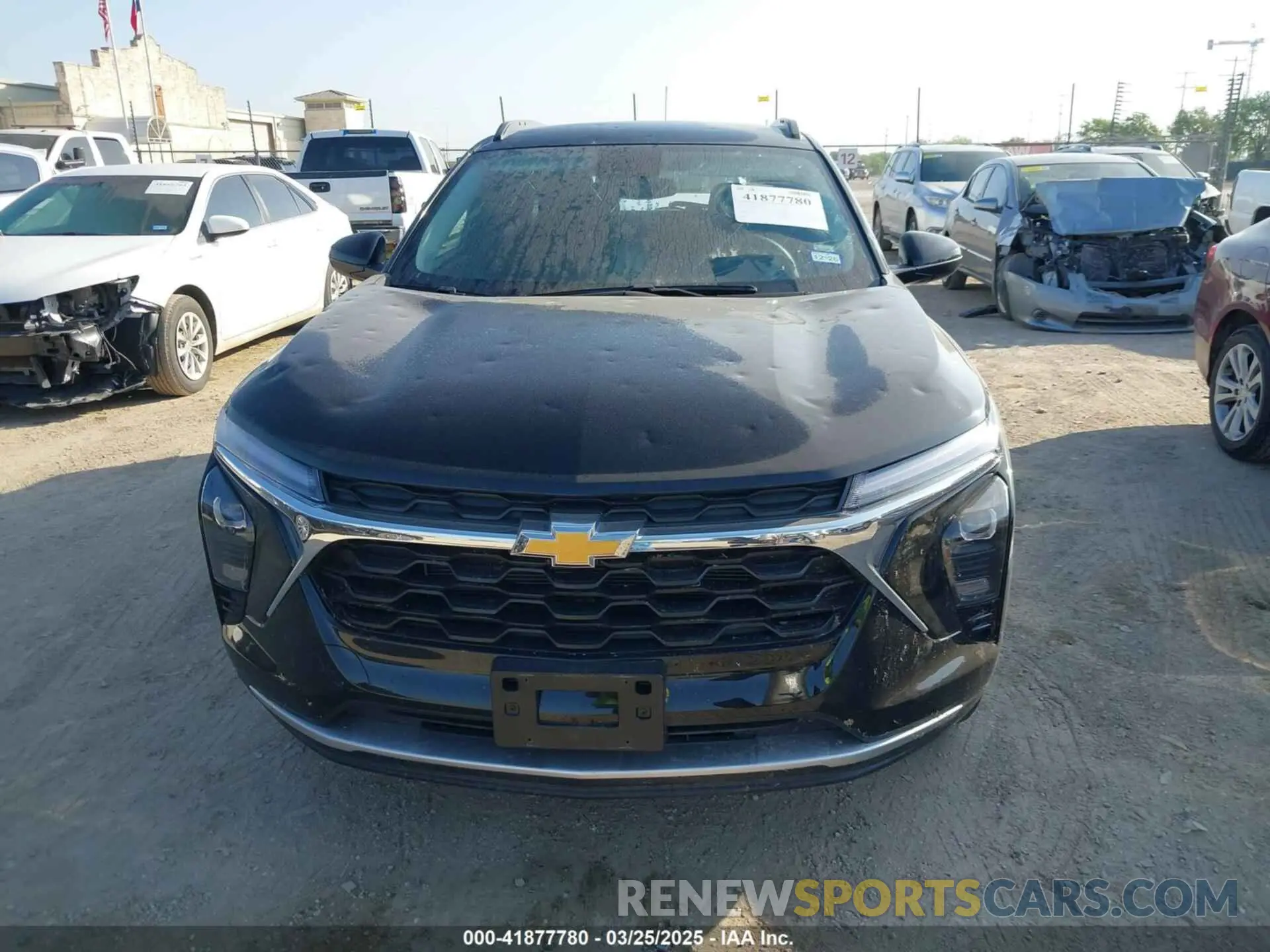 12 fotografías del automóvil dañado KL77LHEP0SC196451 CHEVROLET TRAX 2025