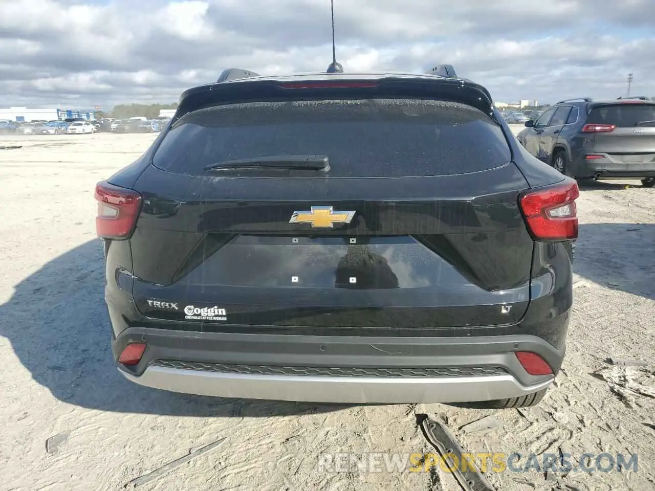 6 fotografías del automóvil dañado KL77LHEP1SC102531 CHEVROLET TRAX 2025