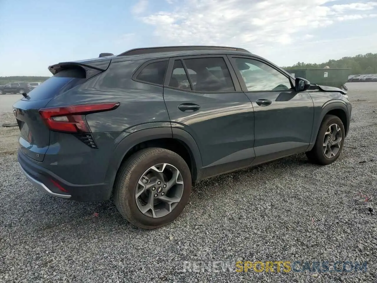3 fotografías del automóvil dañado KL77LHEP2SC030917 CHEVROLET TRAX 2025