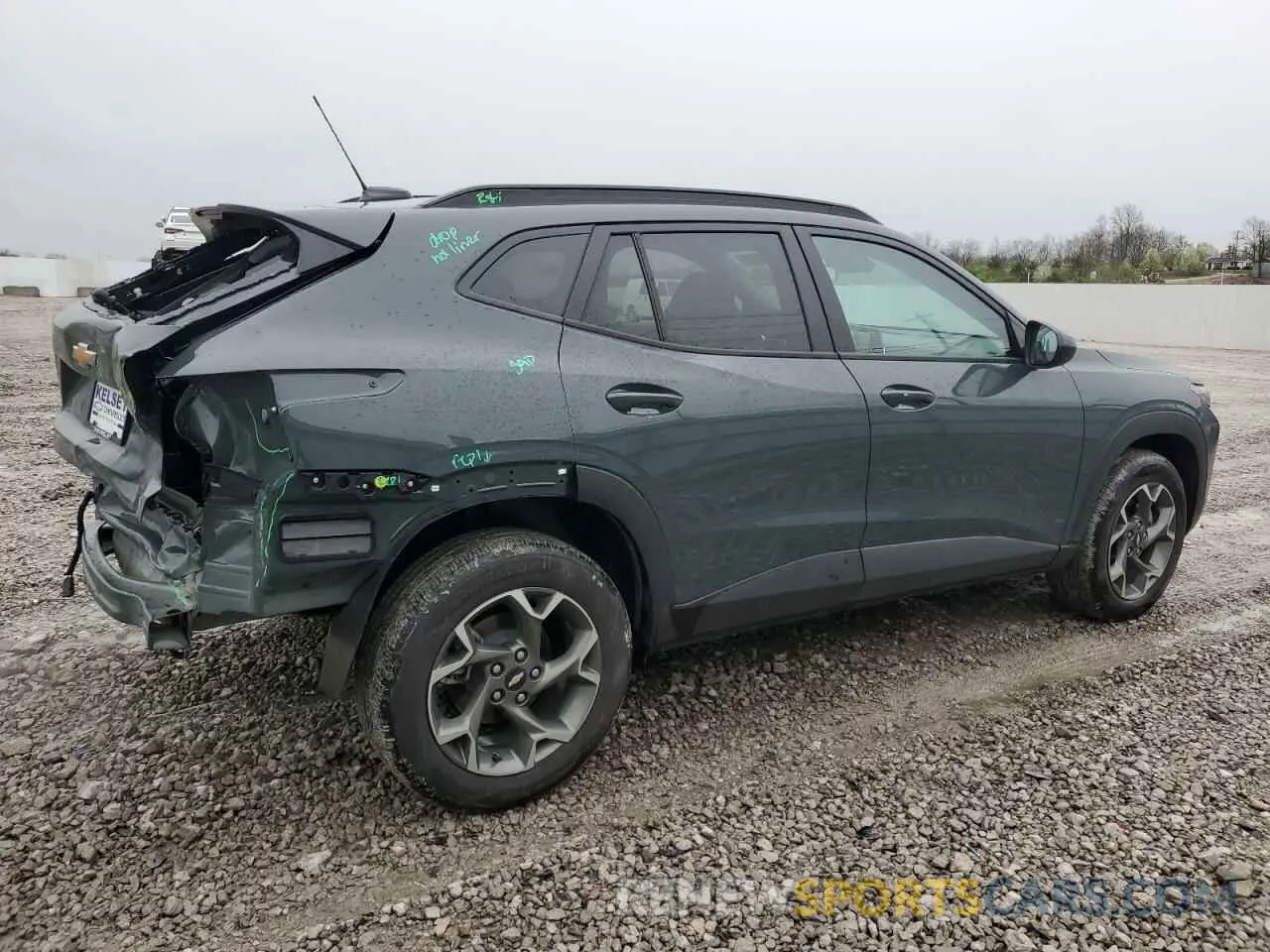3 fotografías del automóvil dañado KL77LHEP2SC063609 CHEVROLET TRAX 2025