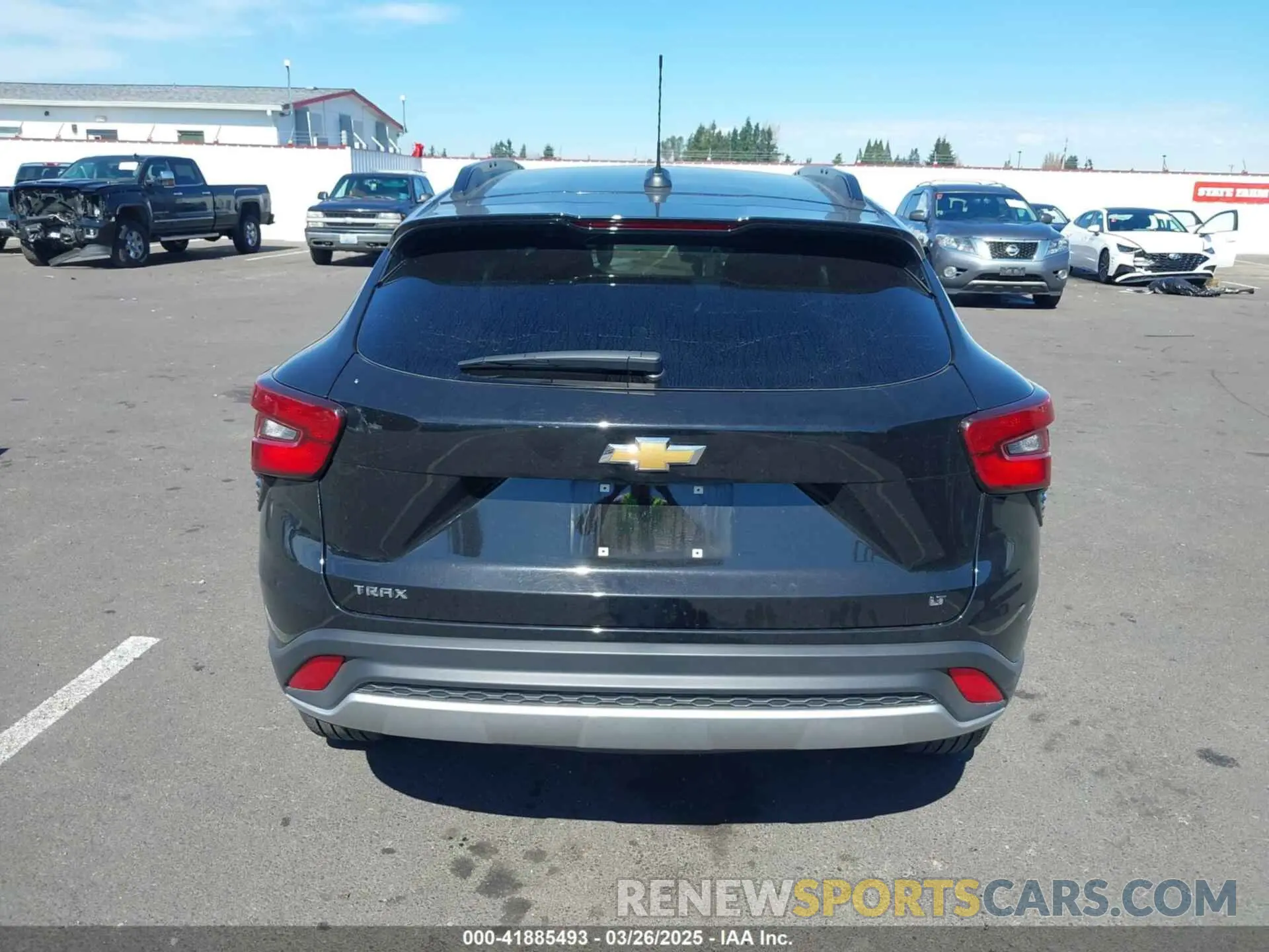 16 fotografías del automóvil dañado KL77LHEP2SC150488 CHEVROLET TRAX 2025