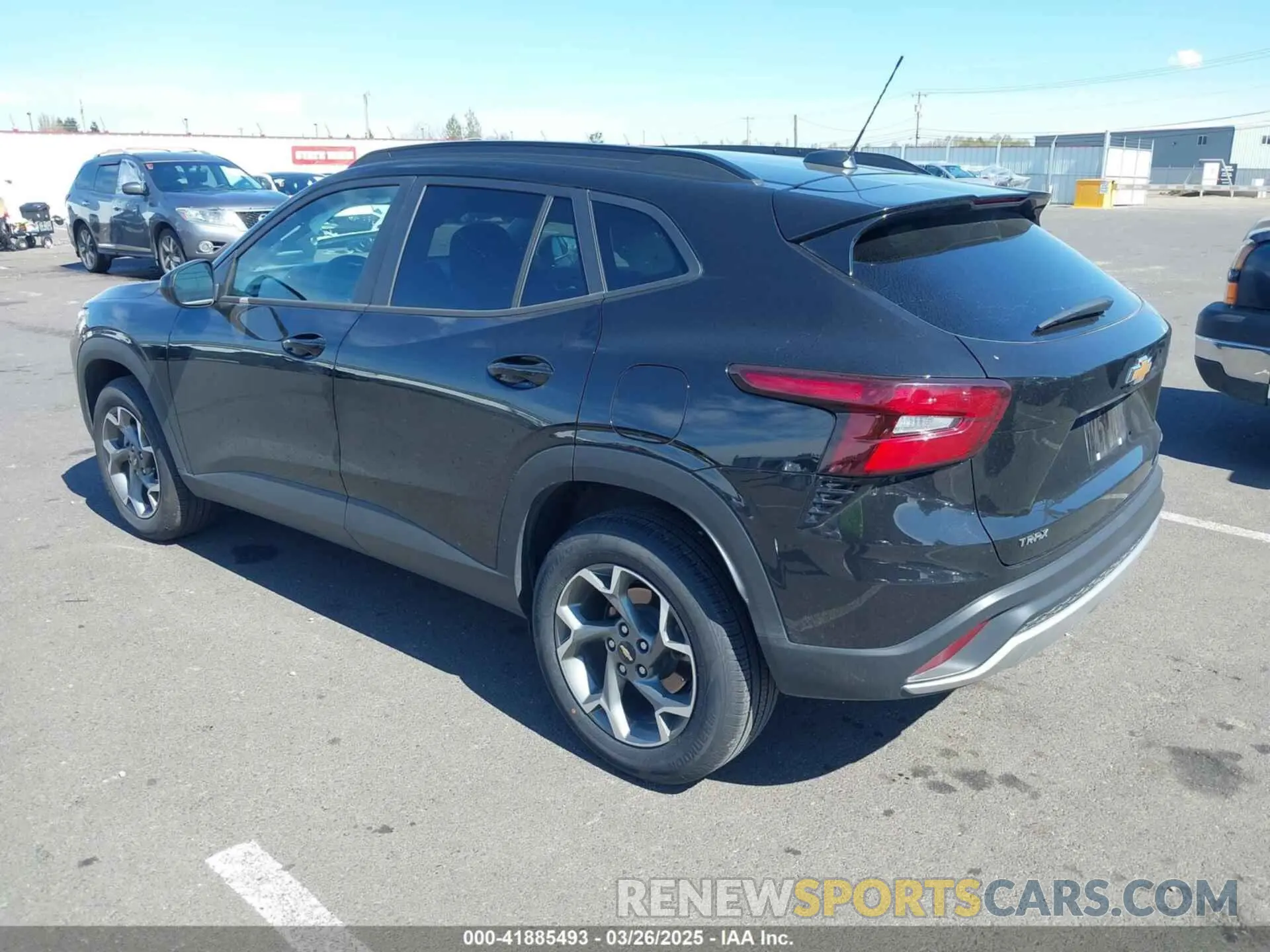 3 fotografías del automóvil dañado KL77LHEP2SC150488 CHEVROLET TRAX 2025