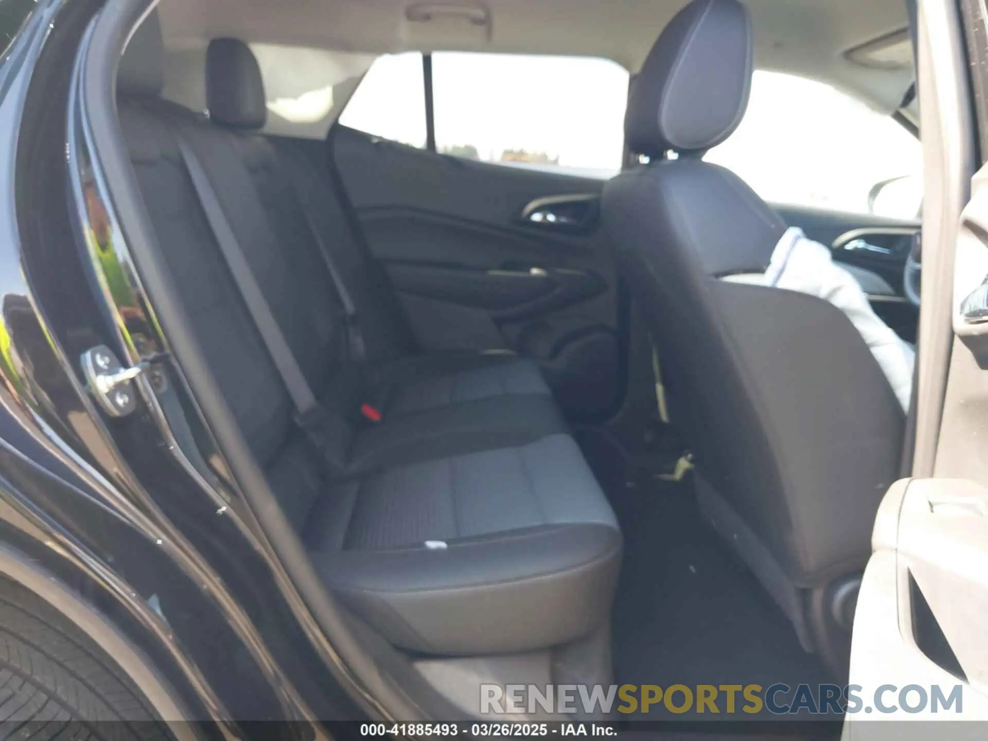 8 fotografías del automóvil dañado KL77LHEP2SC150488 CHEVROLET TRAX 2025