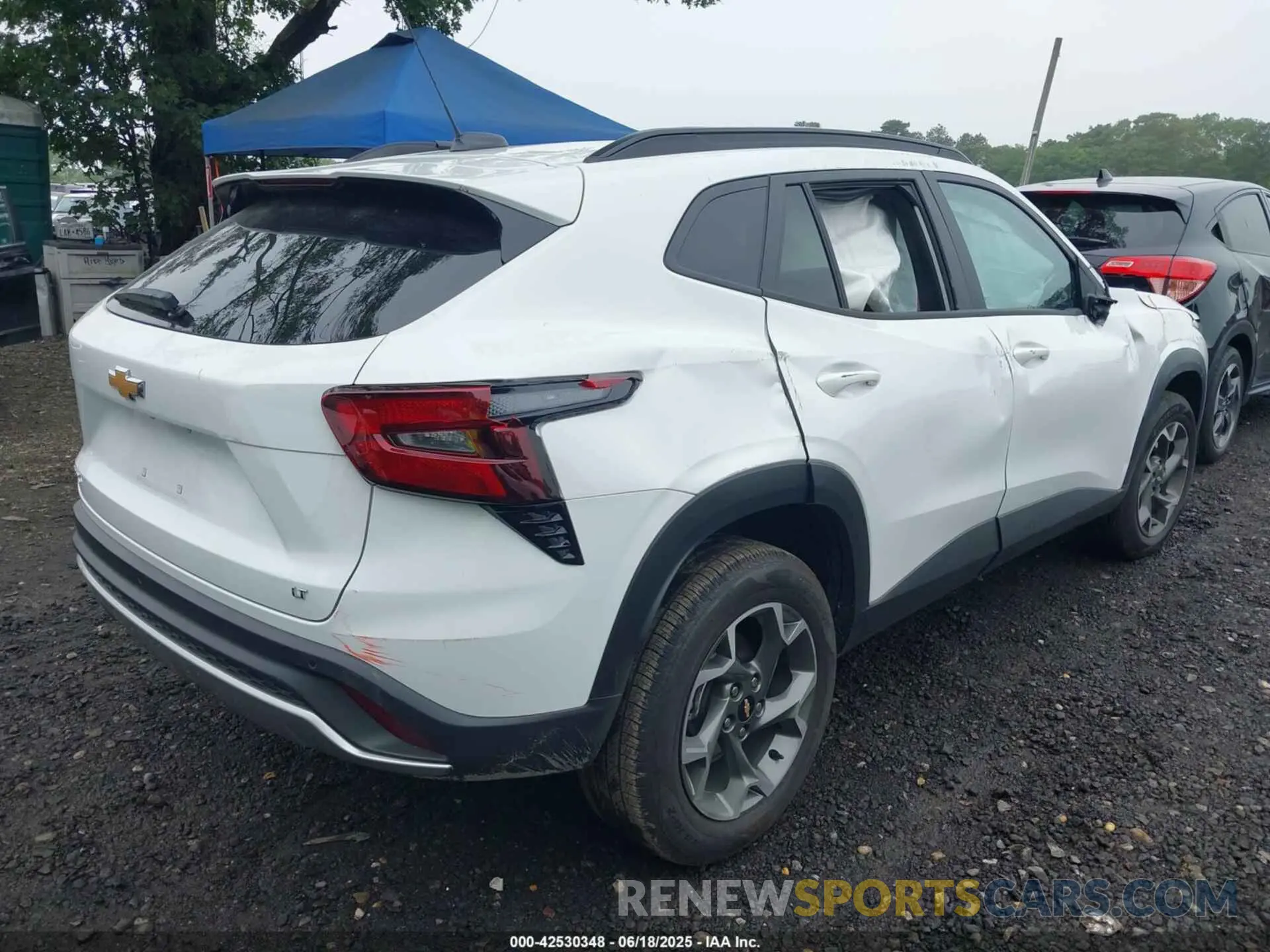 4 fotografías del automóvil dañado KL77LHEP3SC109092 CHEVROLET TRAX 2025