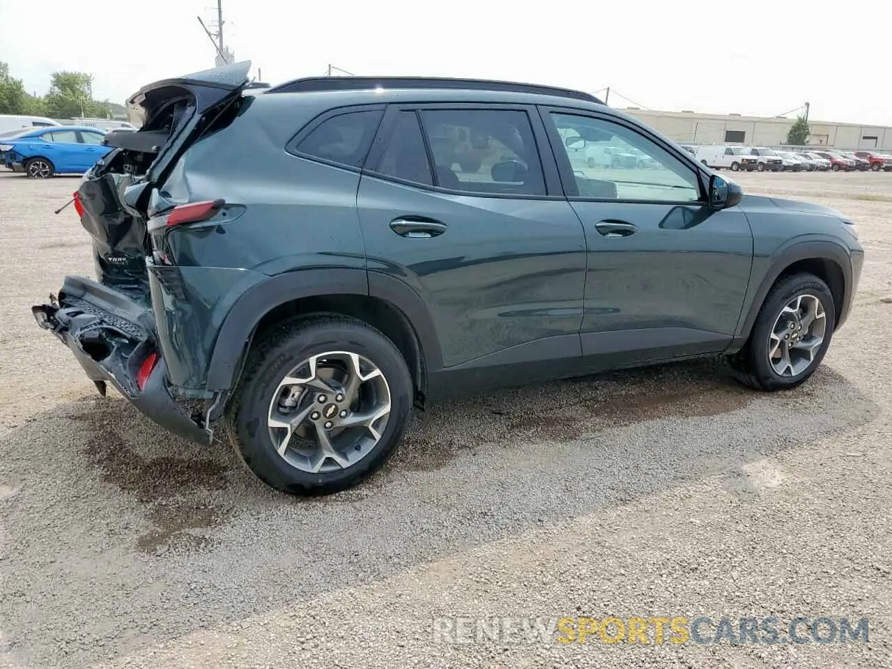 3 fotografías del automóvil dañado KL77LHEP3SC230625 CHEVROLET TRAX 2025