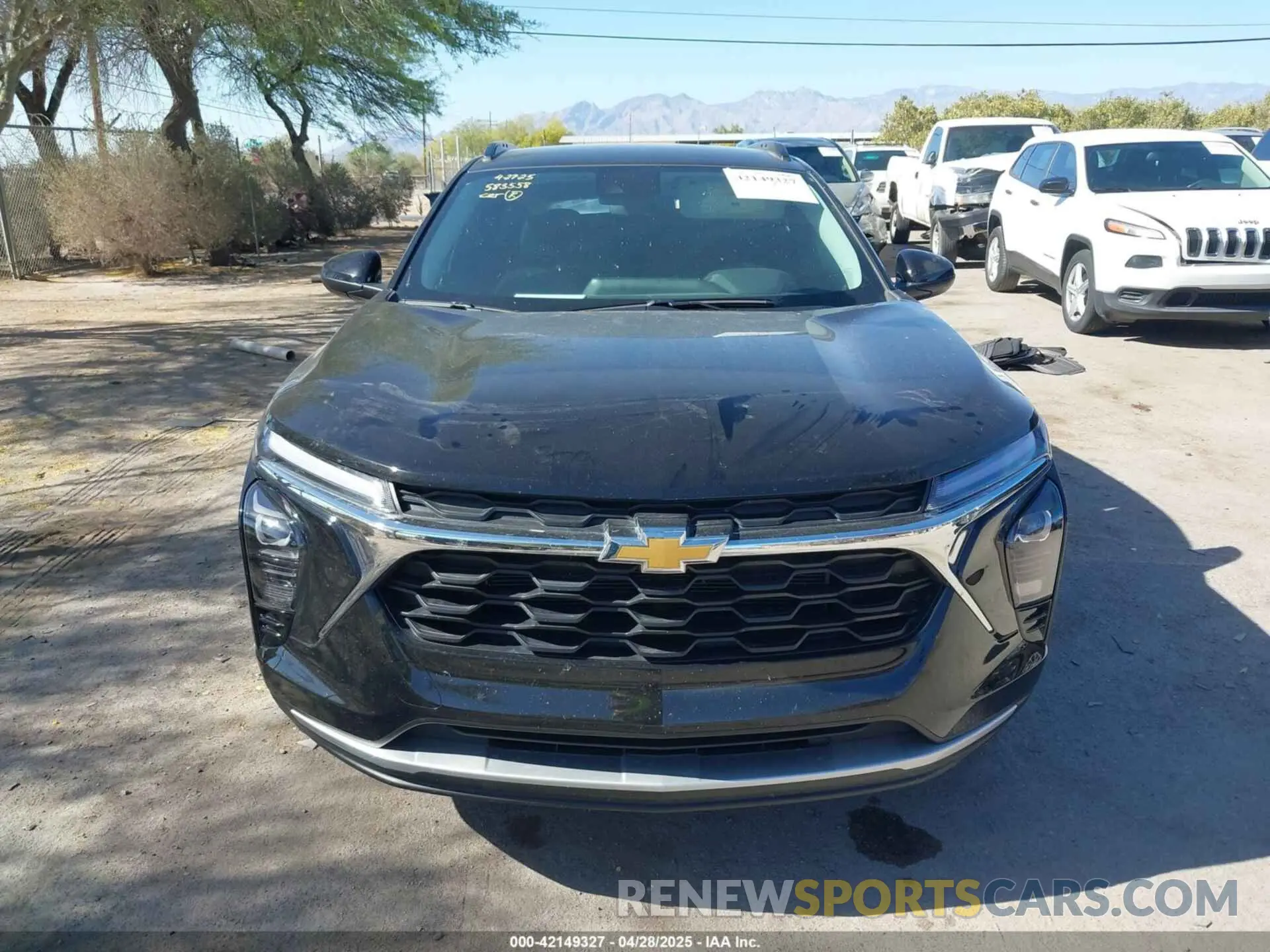 11 fotografías del automóvil dañado KL77LHEP4SC036671 CHEVROLET TRAX 2025