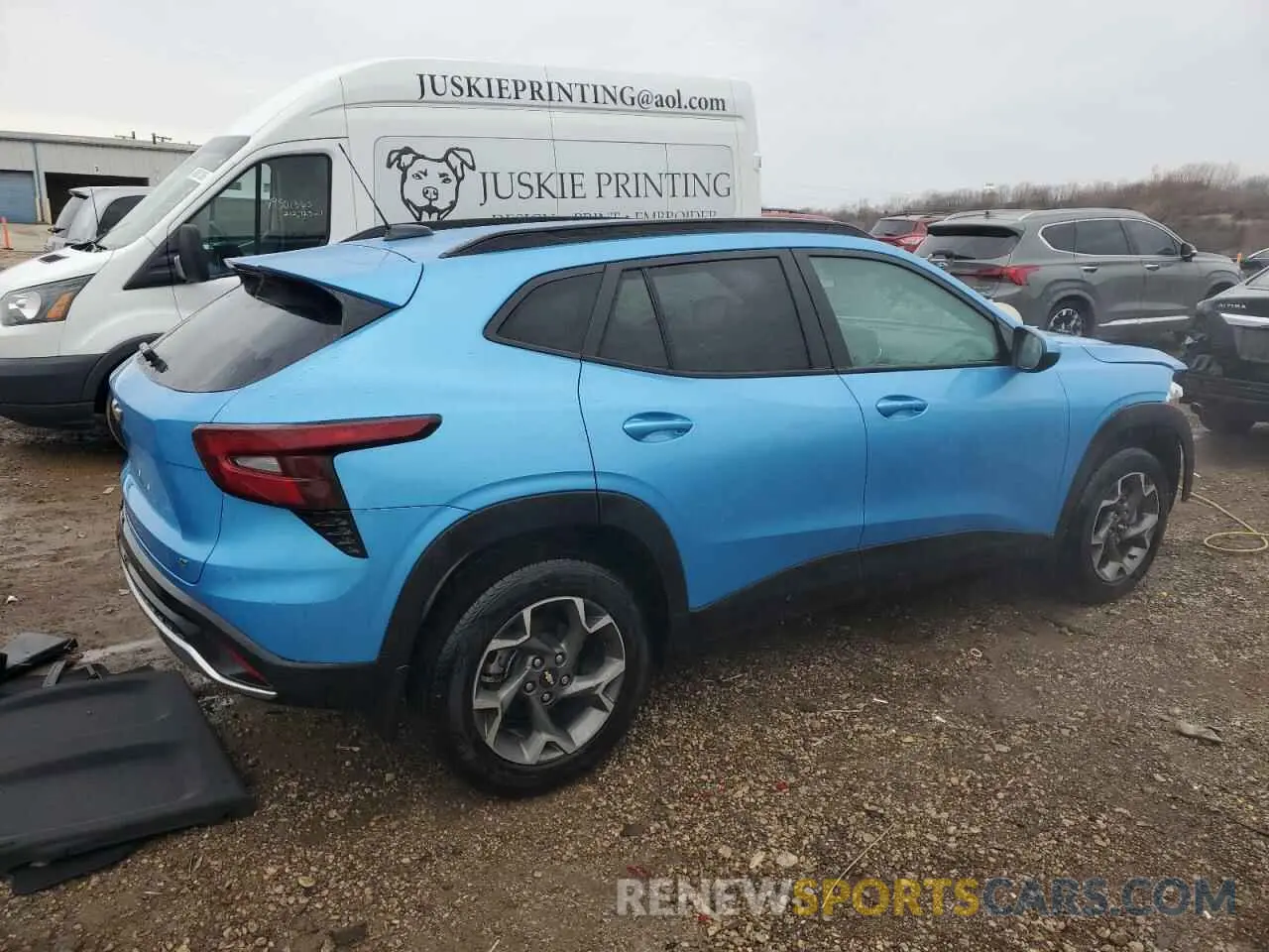3 fotografías del automóvil dañado KL77LHEP4SC039392 CHEVROLET TRAX 2025