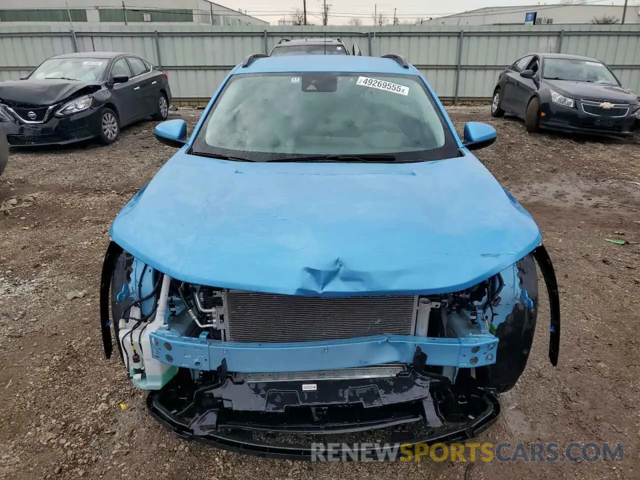 5 fotografías del automóvil dañado KL77LHEP4SC039392 CHEVROLET TRAX 2025