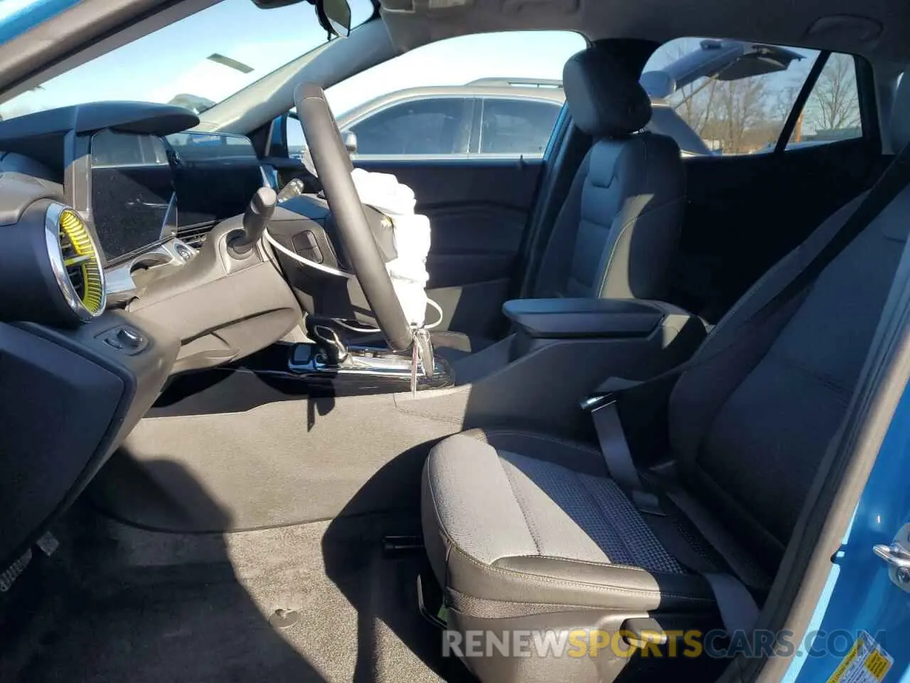 7 fotografías del automóvil dañado KL77LHEP4SC039392 CHEVROLET TRAX 2025
