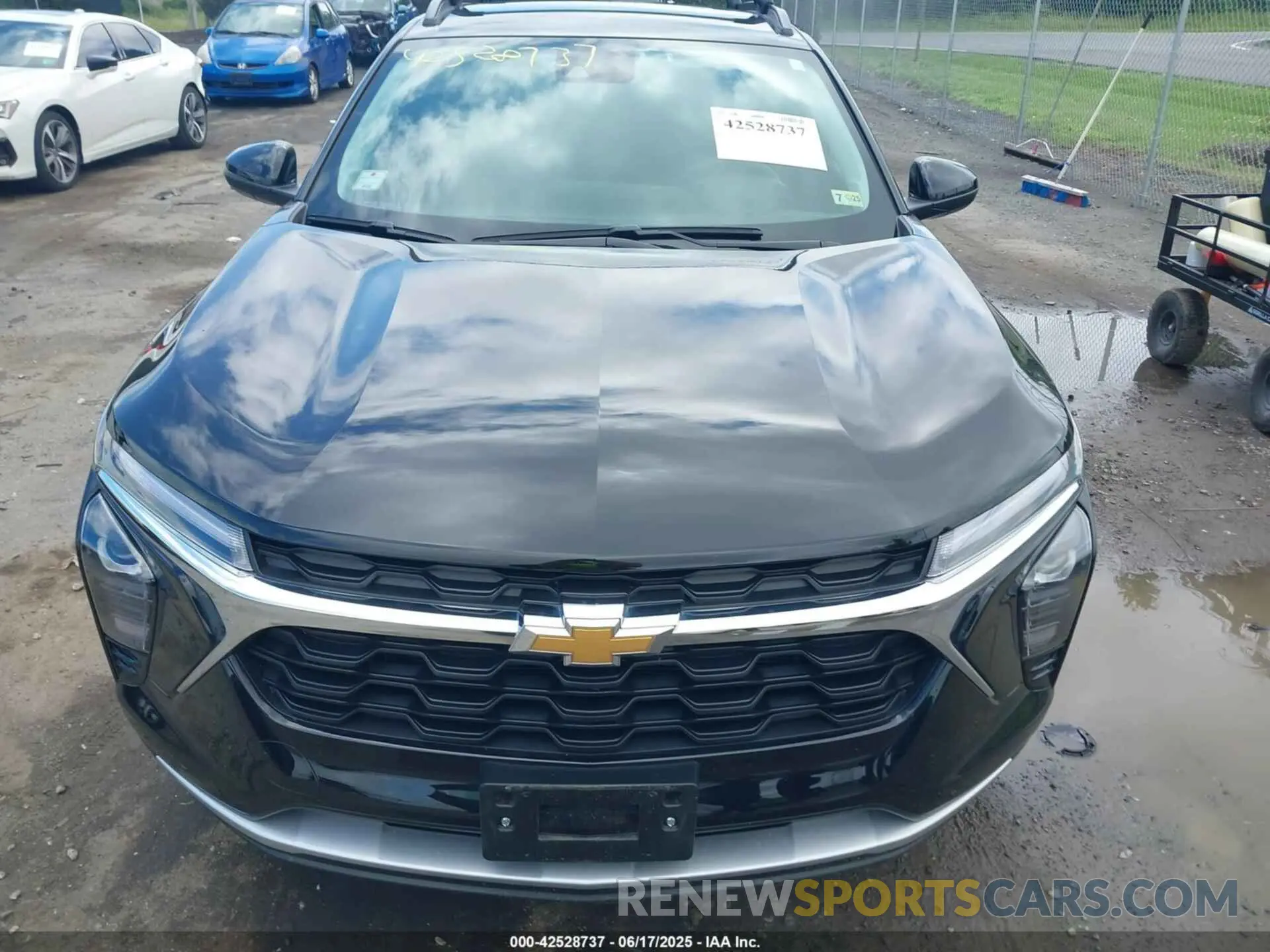 12 fotografías del automóvil dañado KL77LHEP4SC049470 CHEVROLET TRAX 2025