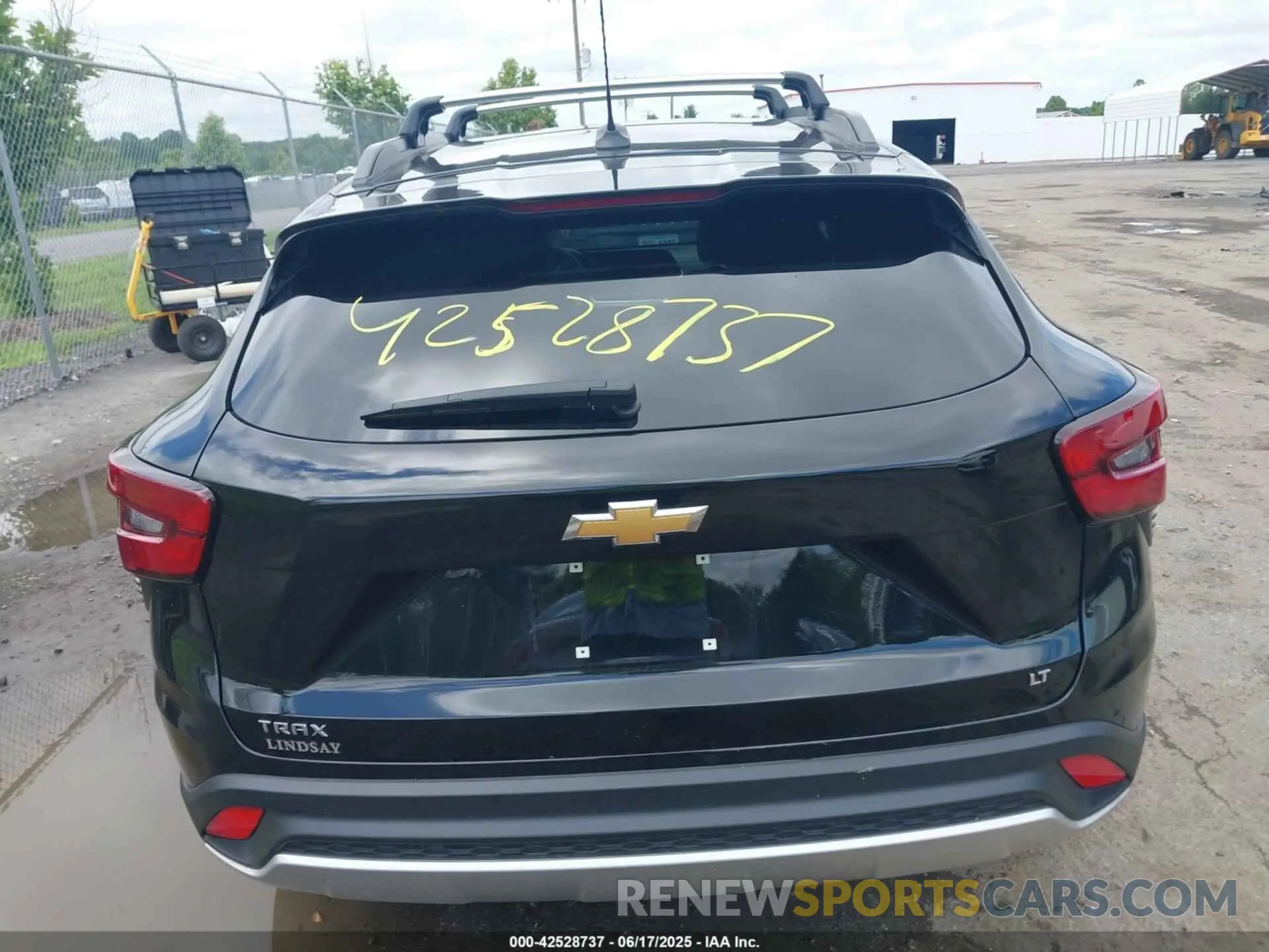 16 fotografías del automóvil dañado KL77LHEP4SC049470 CHEVROLET TRAX 2025